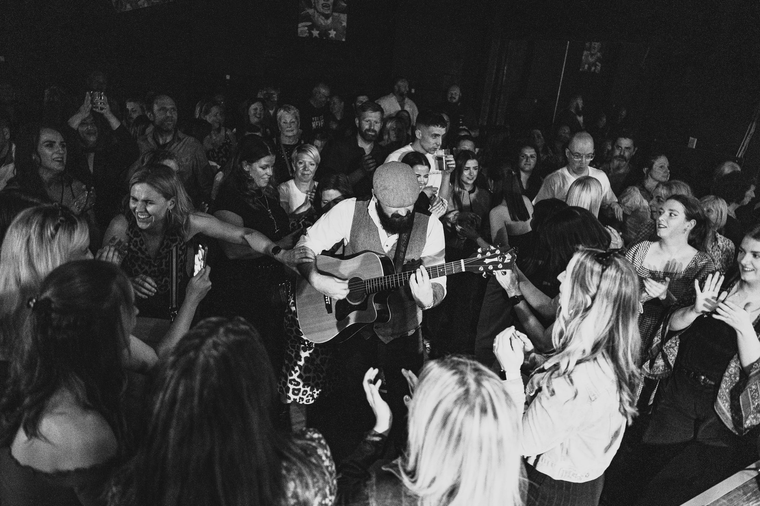 HAT-AND-FIDDLE-FOUNDRY-BRECON-LIVE-GIG-PHOTOGRAPHERS