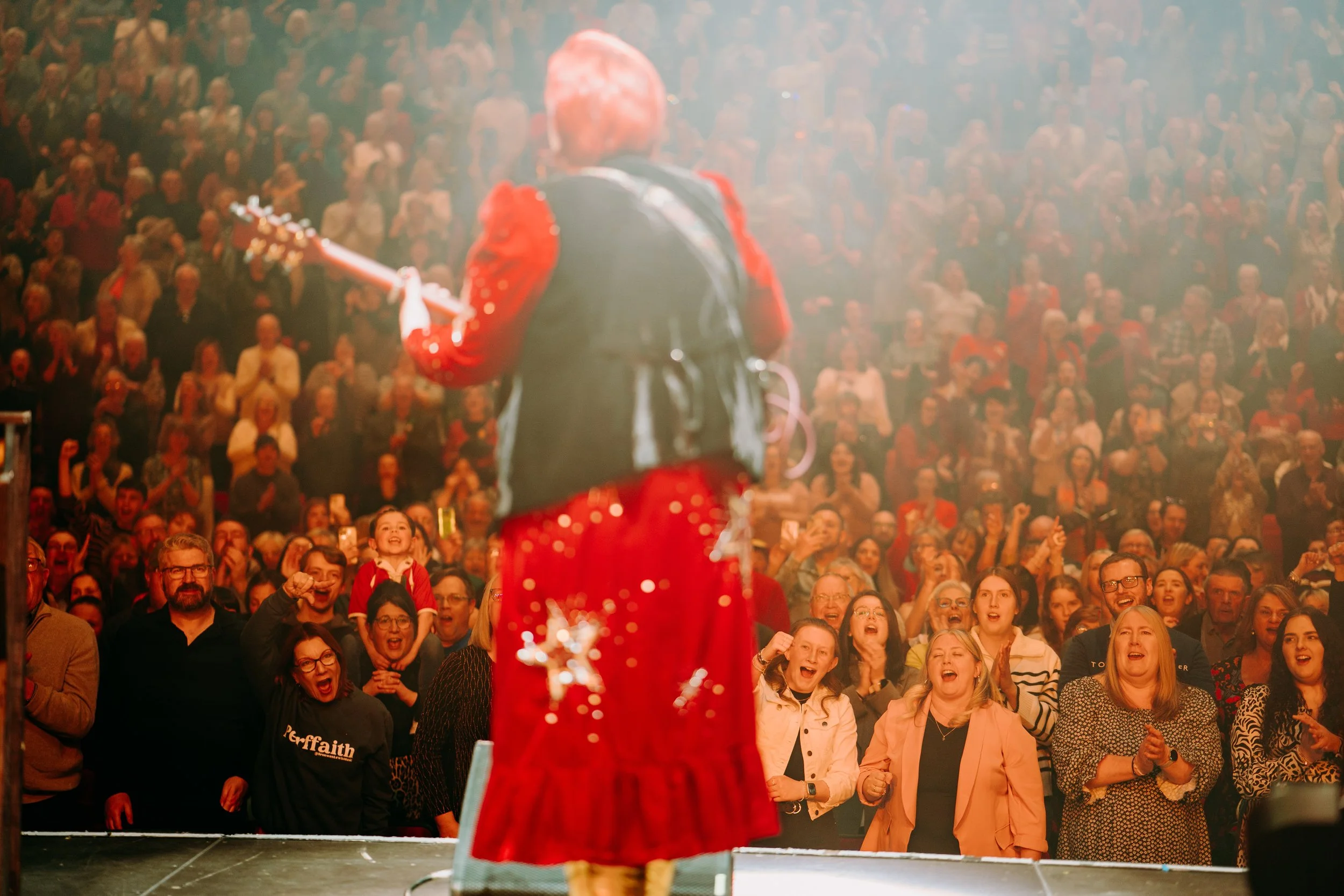 bronwen-swansea-arena-PHOTOGRAPHERS-LIVE