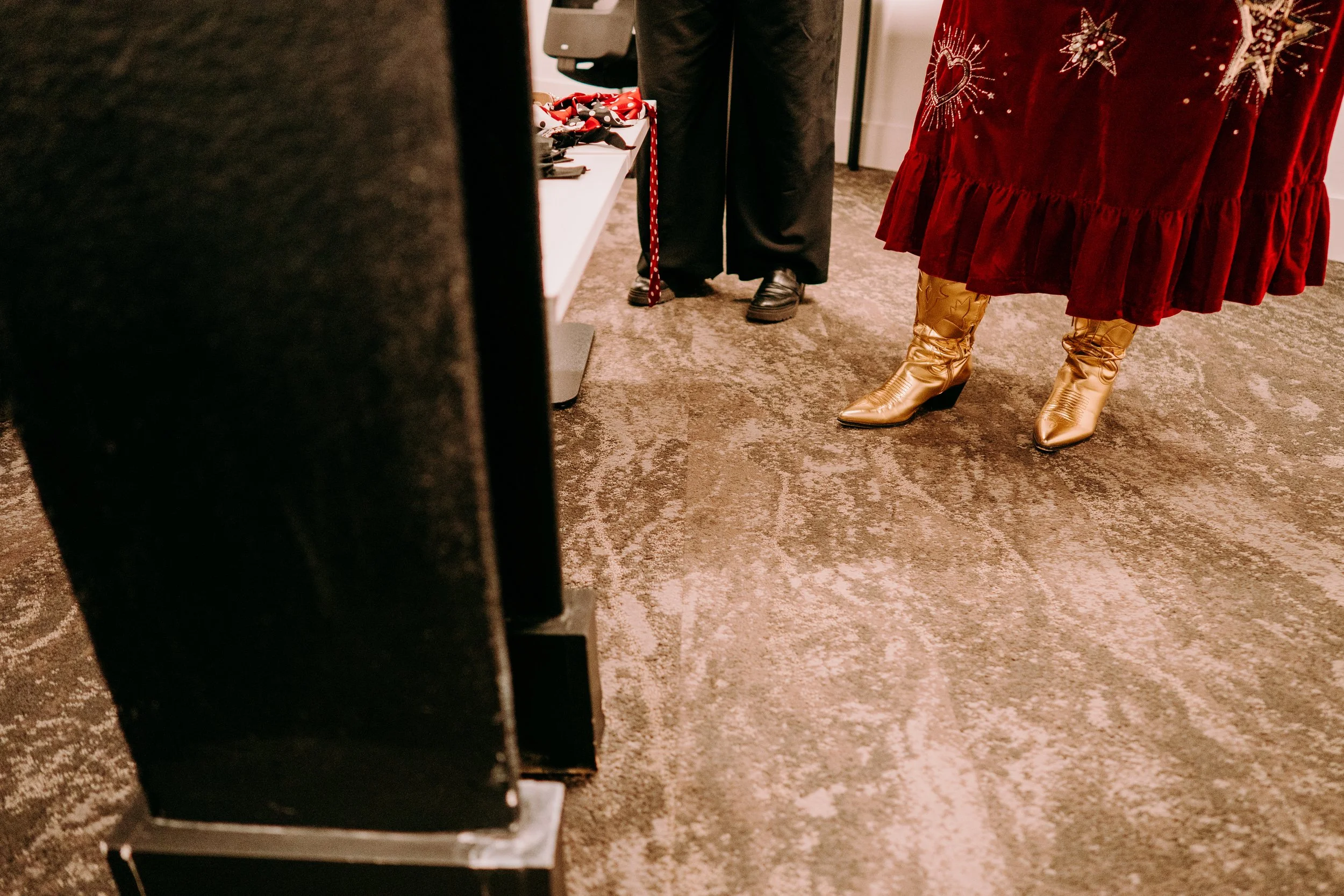 bronwen-swansea-arena-LIVE-PHOTOGRAPHERS-SOUTH-WALES-BTS-BACK-STAGE-