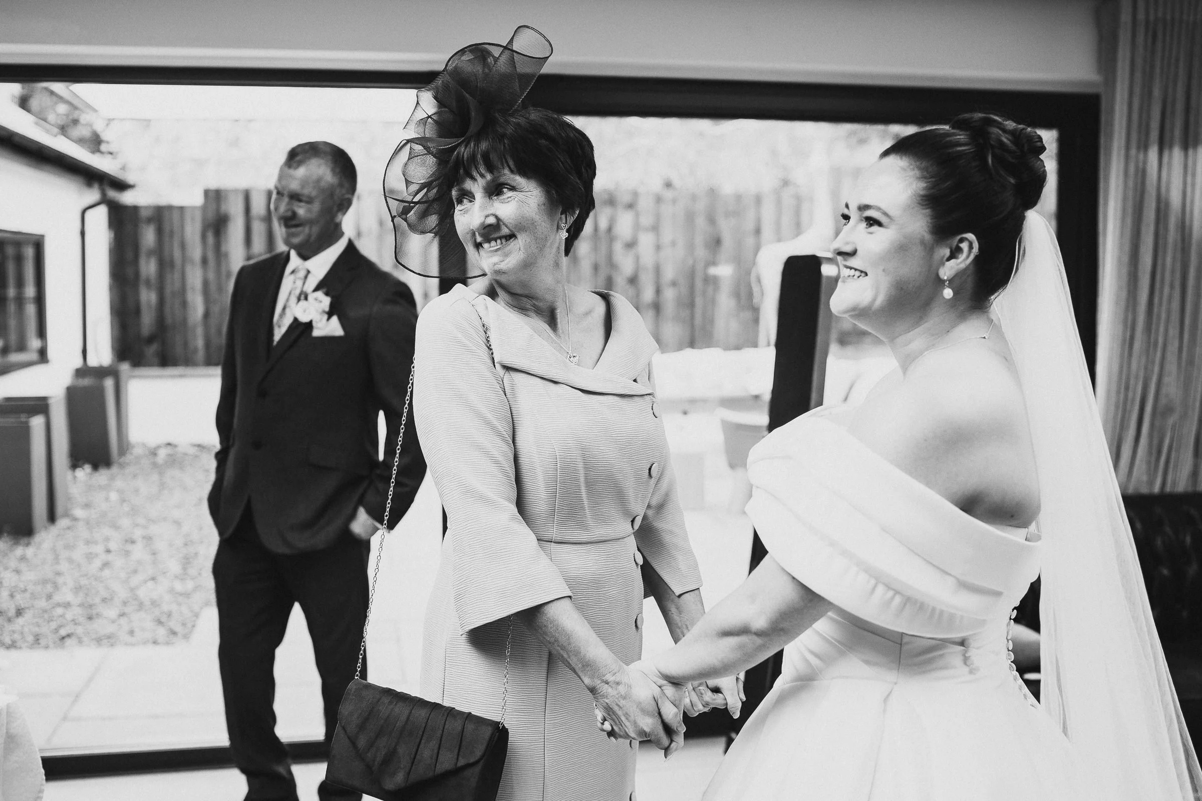 sant-ffraed-house-wedding-photographers-fun-natural-relaxed-documentary-57.jpg