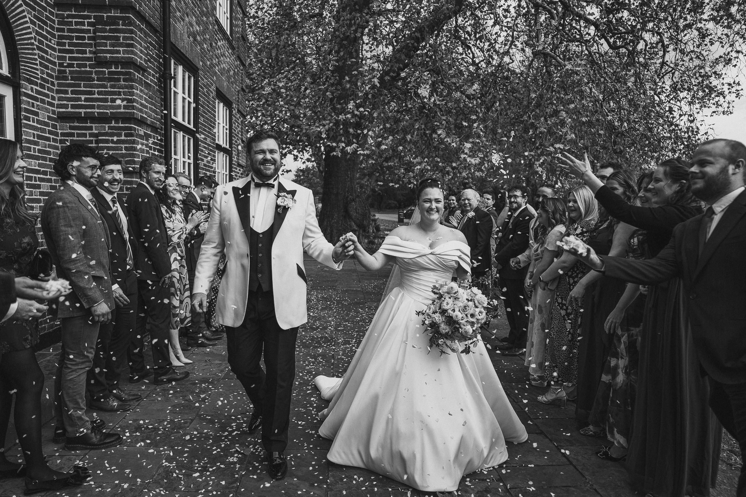 sant-ffraed-house-wedding-photographers-fun-natural-relaxed-documentary-104.jpg
