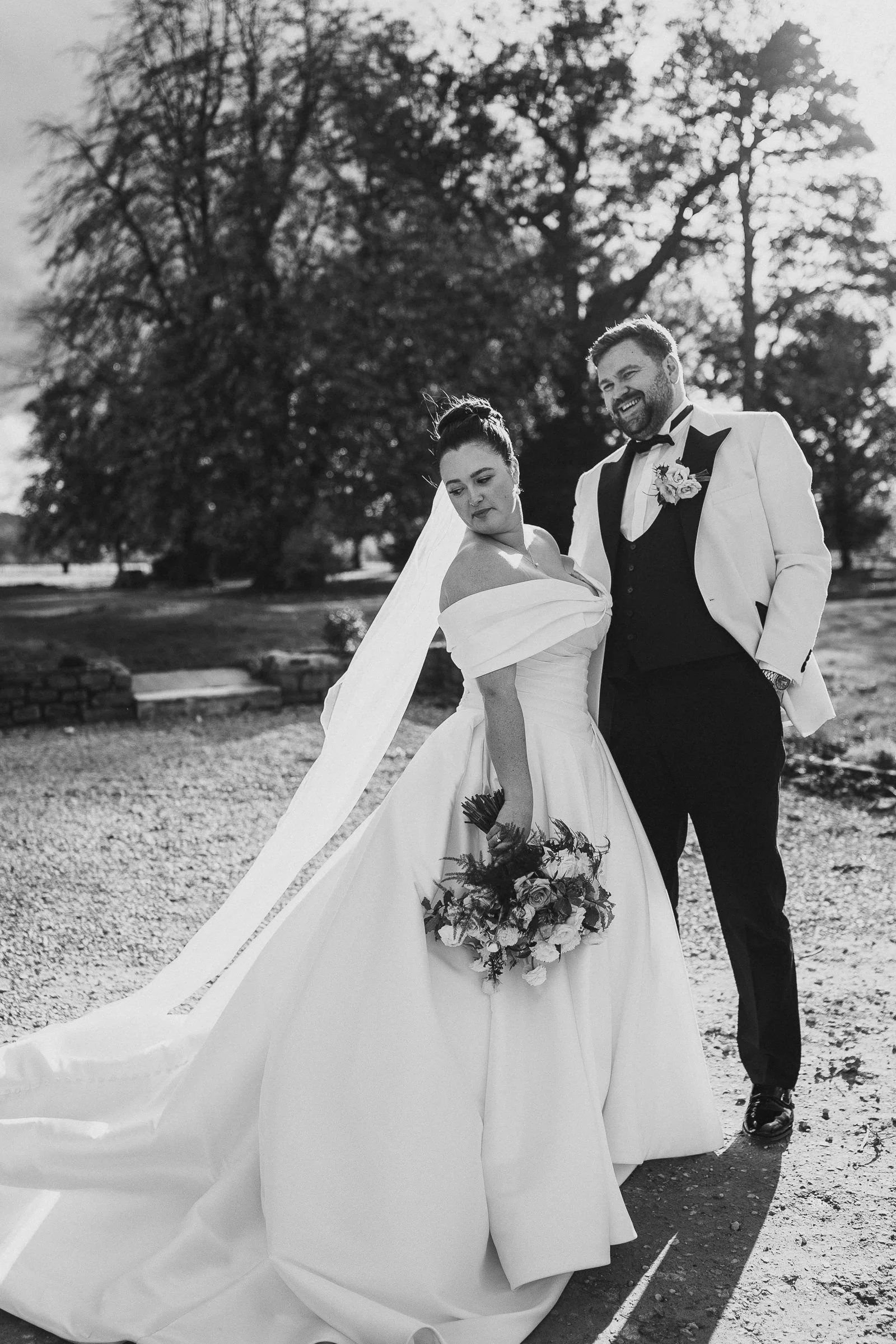 sant-ffraed-house-wedding-photographers-fun-natural-relaxed-documentary-121.jpg