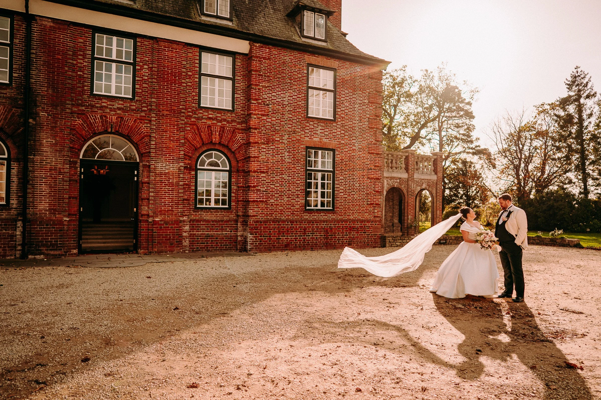 sant-ffraed-house-wedding-photographers-fun-natural-relaxed-documentary-130.jpg