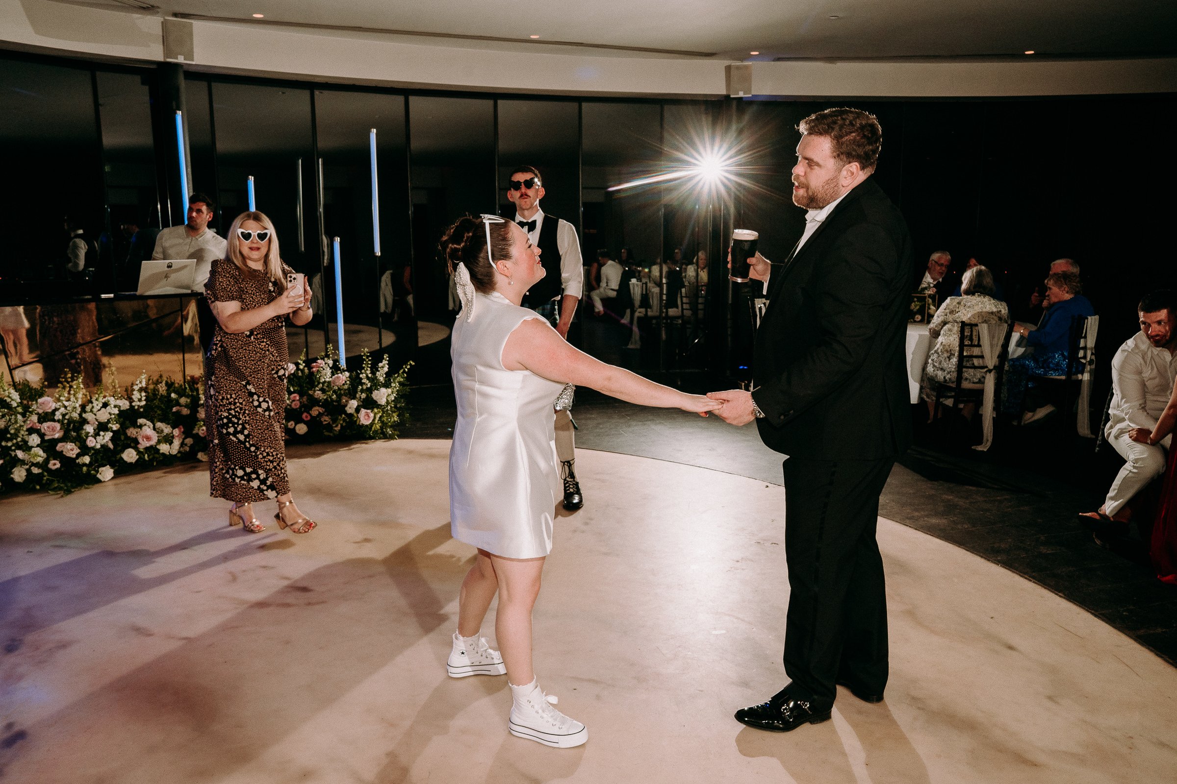 sant-ffraed-house-wedding-photographers-fun-natural-relaxed-documentary-307.jpg