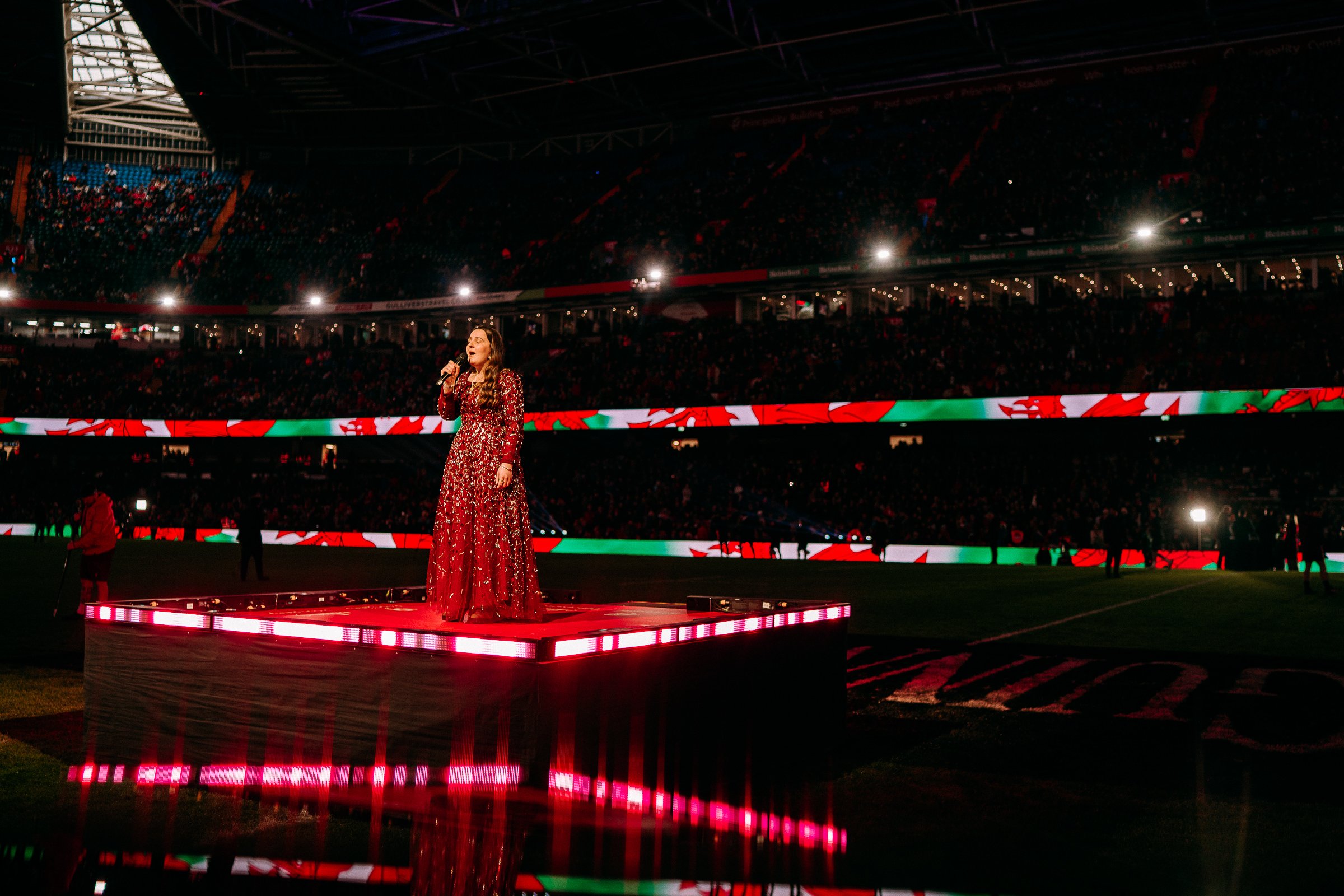 molly-roberts-live-principality-stadium-event-music-photographer-cardiff-23.jpg