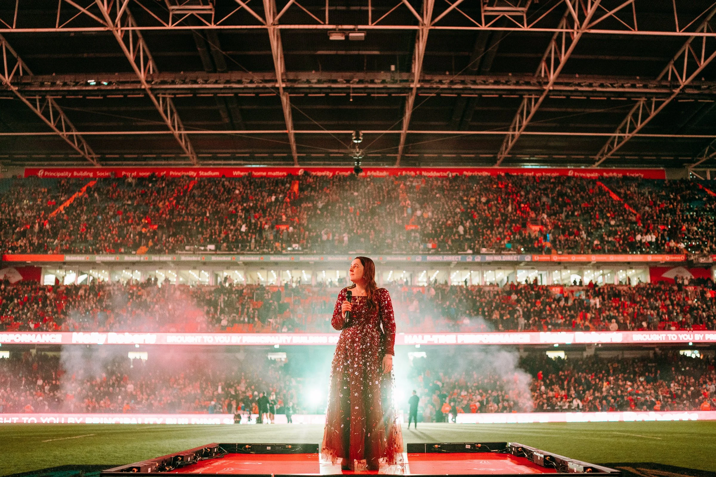 molly-roberts-live-principality-stadium-event-music-photographer-cardiff-5.jpg