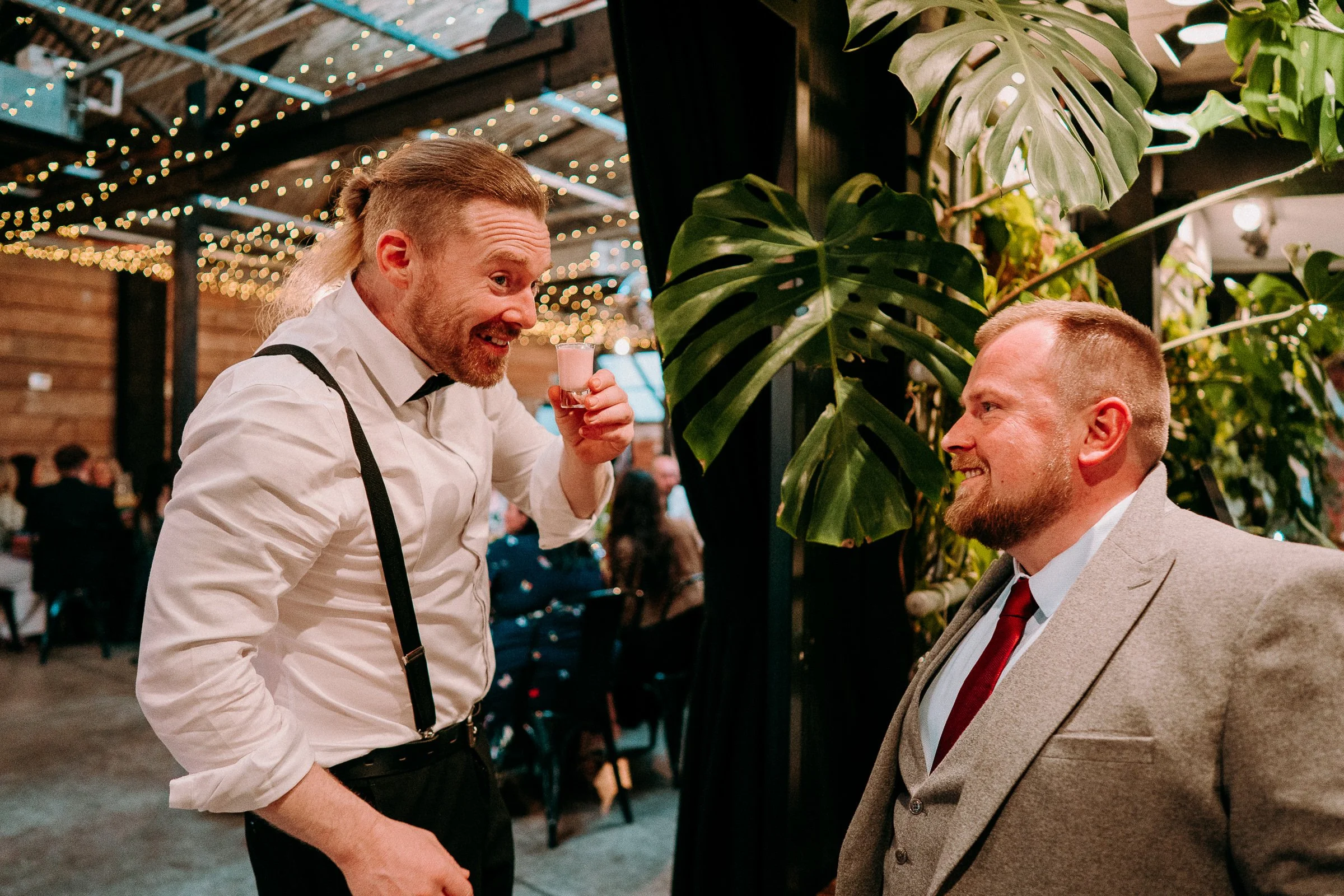 the-shack-revolution-hereford-candid-winter-wedding-photographers-108.jpg