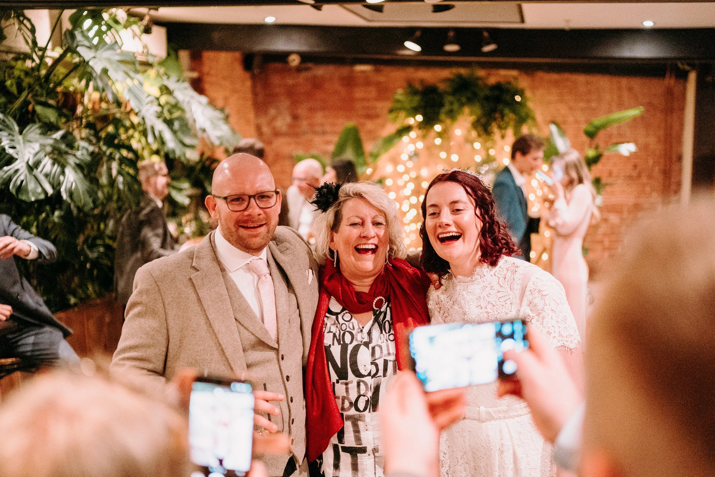 the-shack-revolution-hereford-candid-winter-wedding-photographers-140.jpg