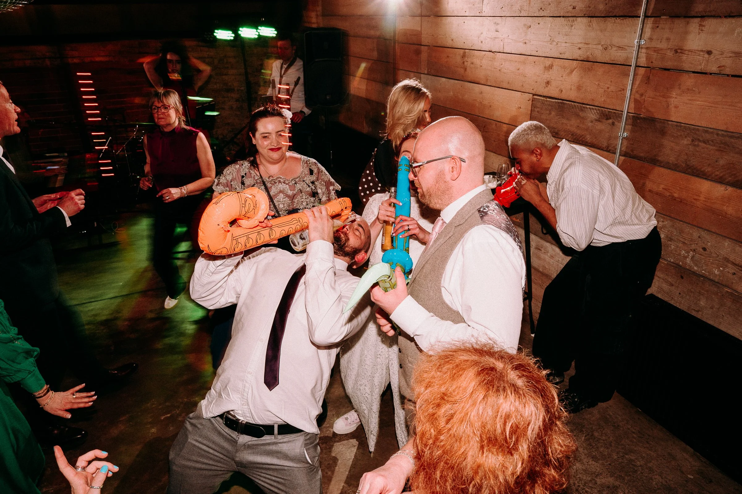 the-shack-revolution-hereford-candid-winter-wedding-photographers-191.jpg