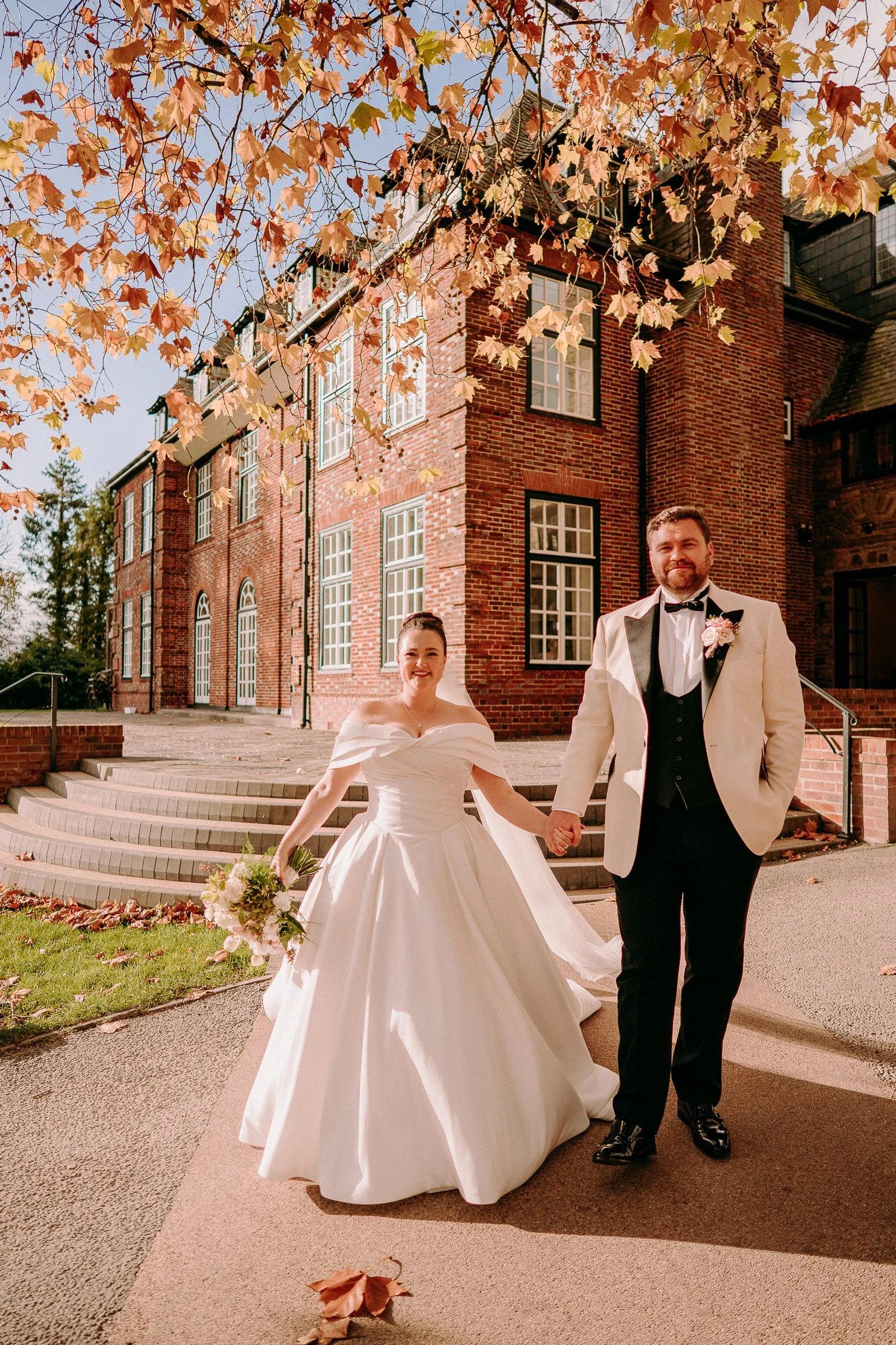 sant-ffraed-house-wedding-photographers-fun-natural-relaxed-documentary-153.jpg