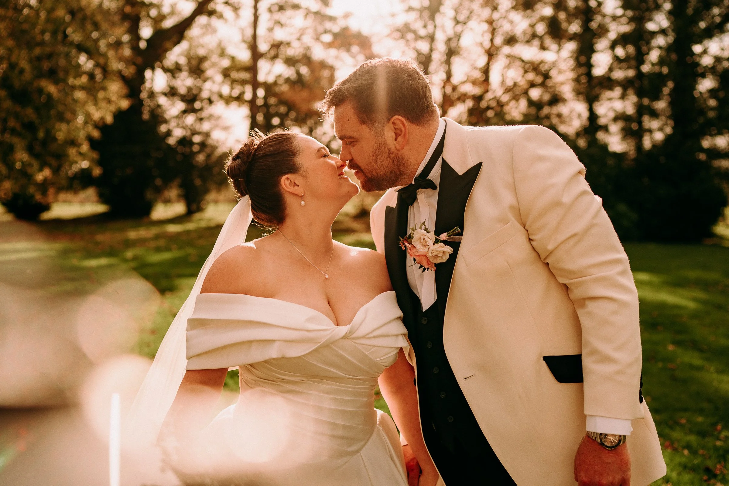sant-ffraed-house-wedding-photographers-fun-natural-relaxed-documentary-139.jpg