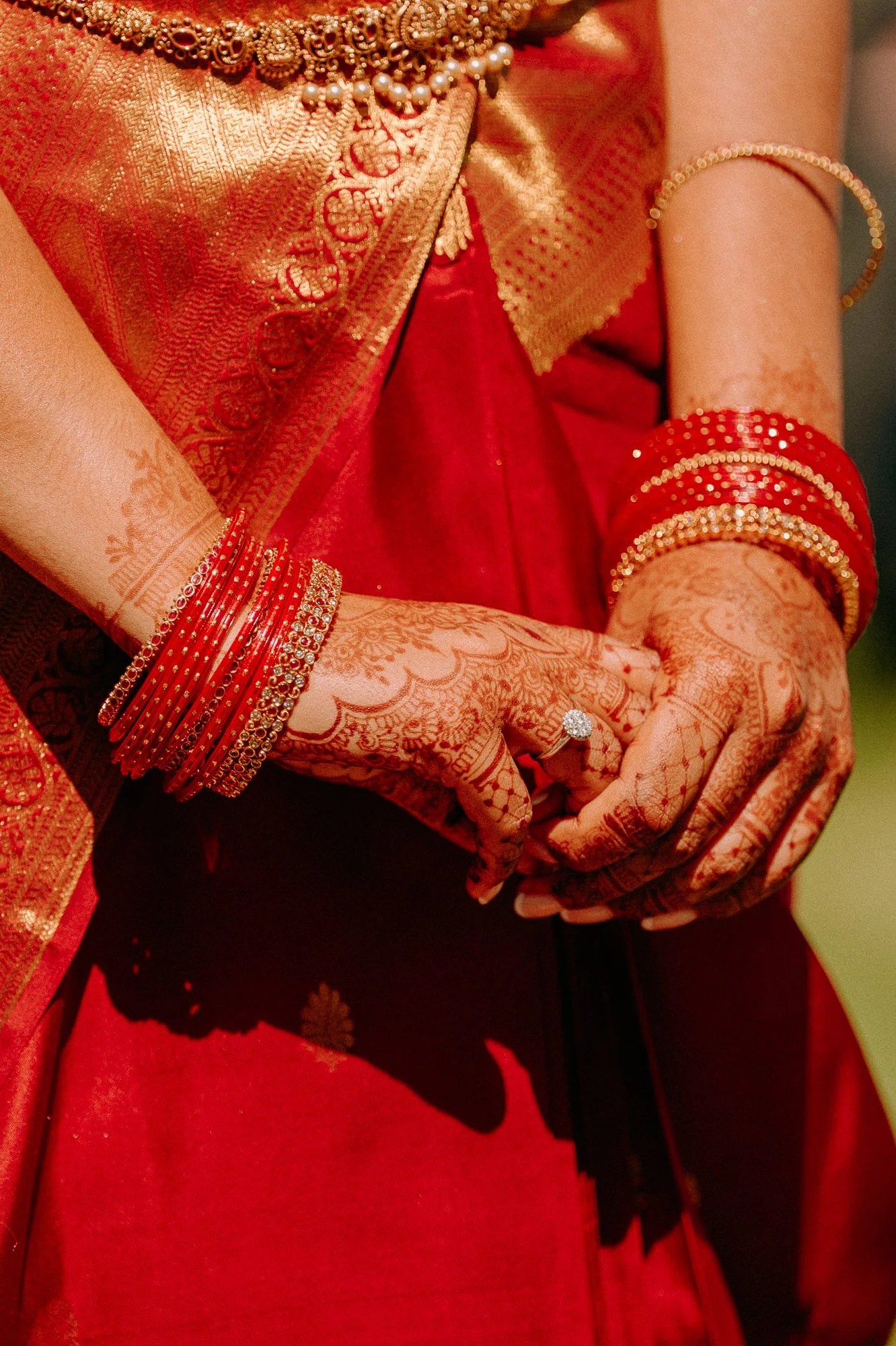 king-arthur-swansea-hindu-fusion-wedding-photographers-outdoors-35.jpg