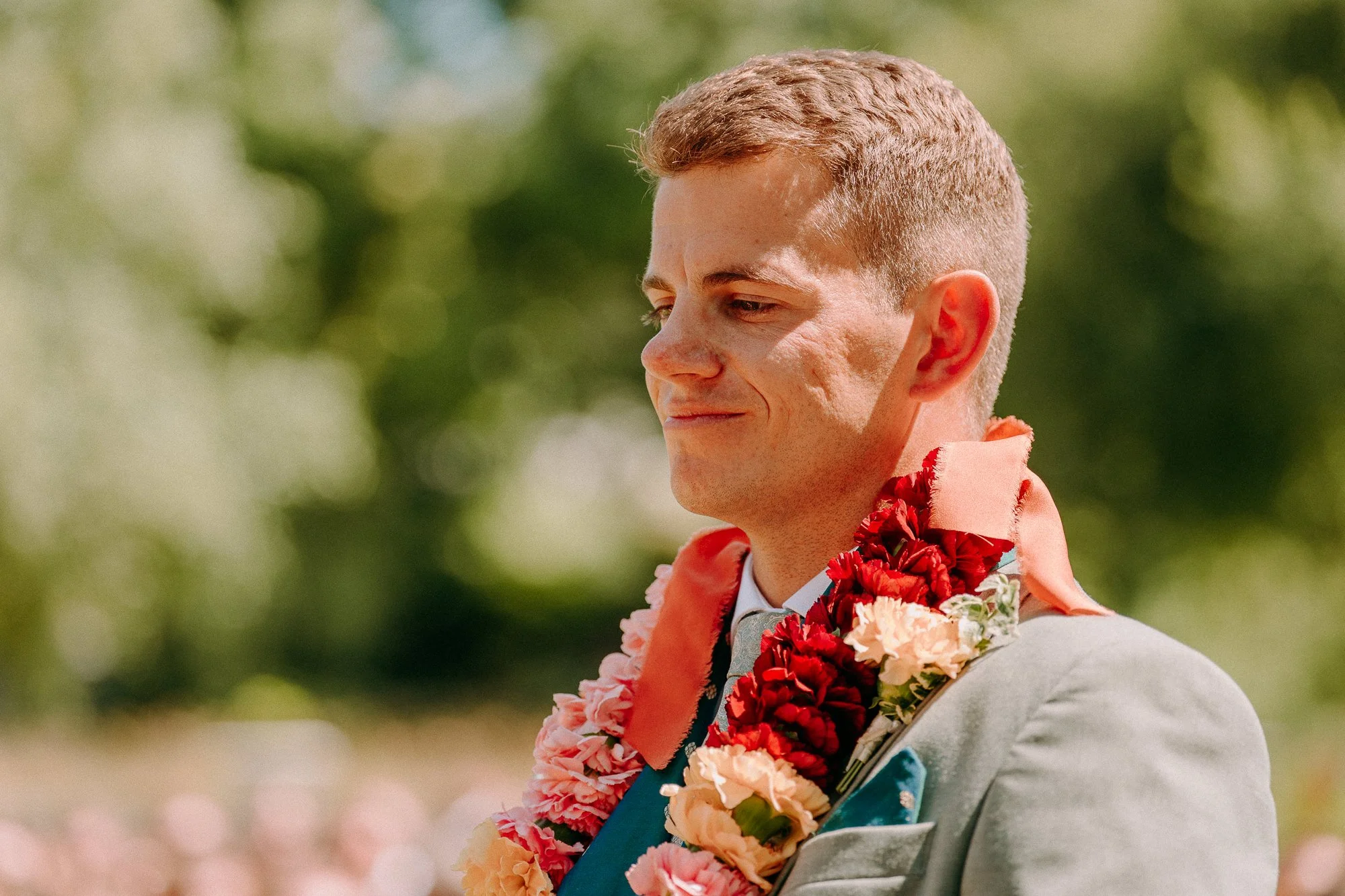 king-arthur-swansea-hindu-fusion-wedding-photographers-outdoors-44.jpg