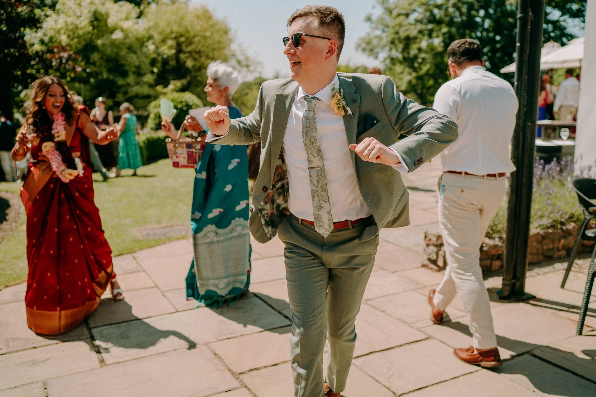 king-arthur-swansea-hindu-fusion-wedding-photographers-outdoors-69.jpg