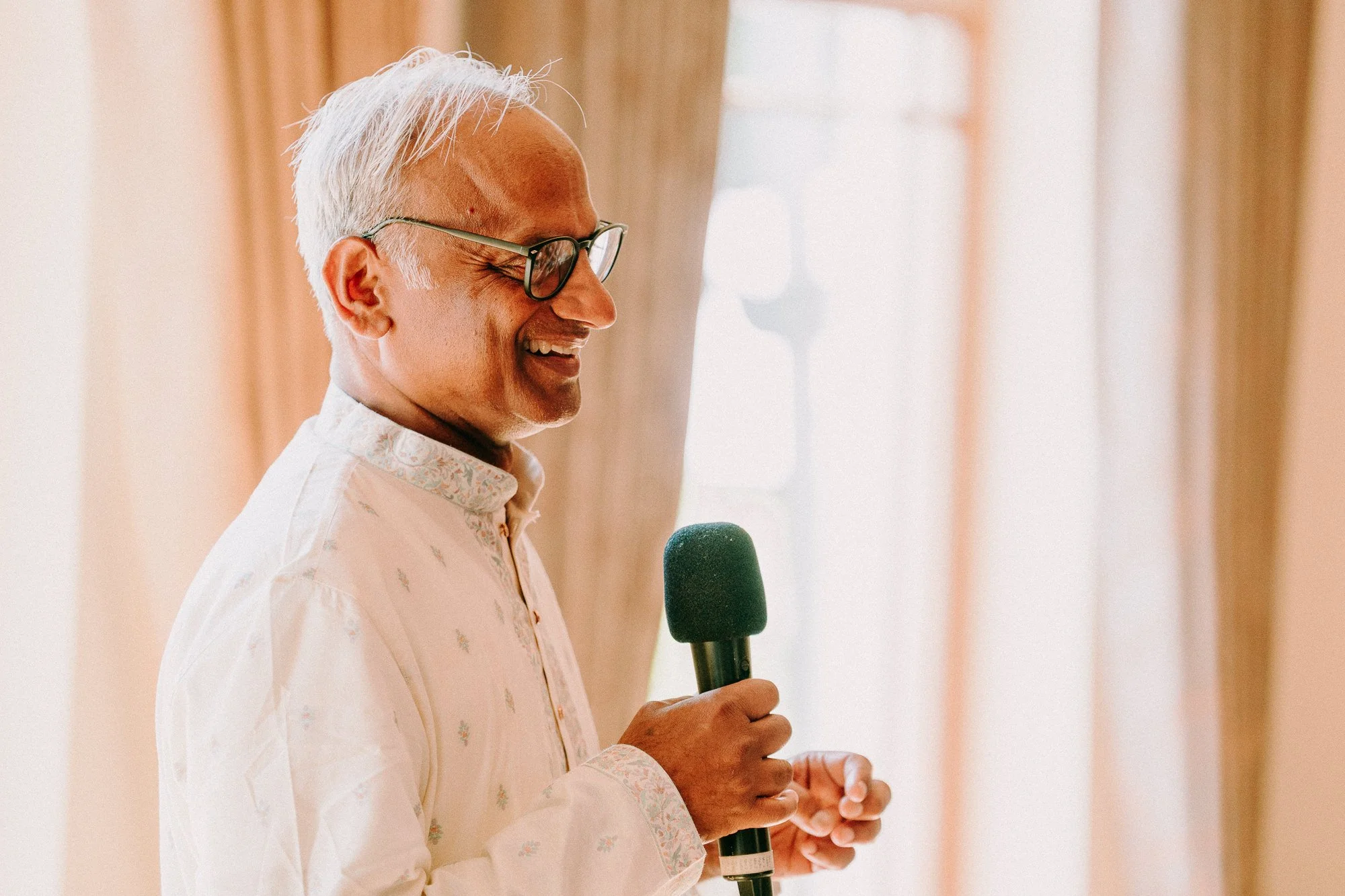 king-arthur-swansea-hindu-fusion-wedding-photographers-outdoors-120.jpg