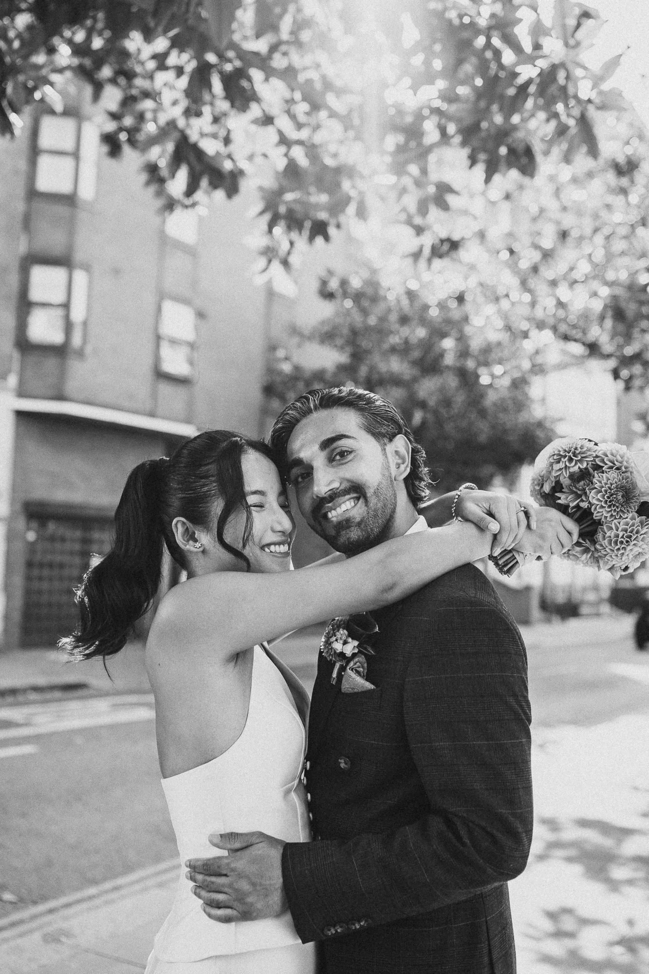 chelsea-town-hall-london-relaxed-fun-wedding-photographer-17.jpg