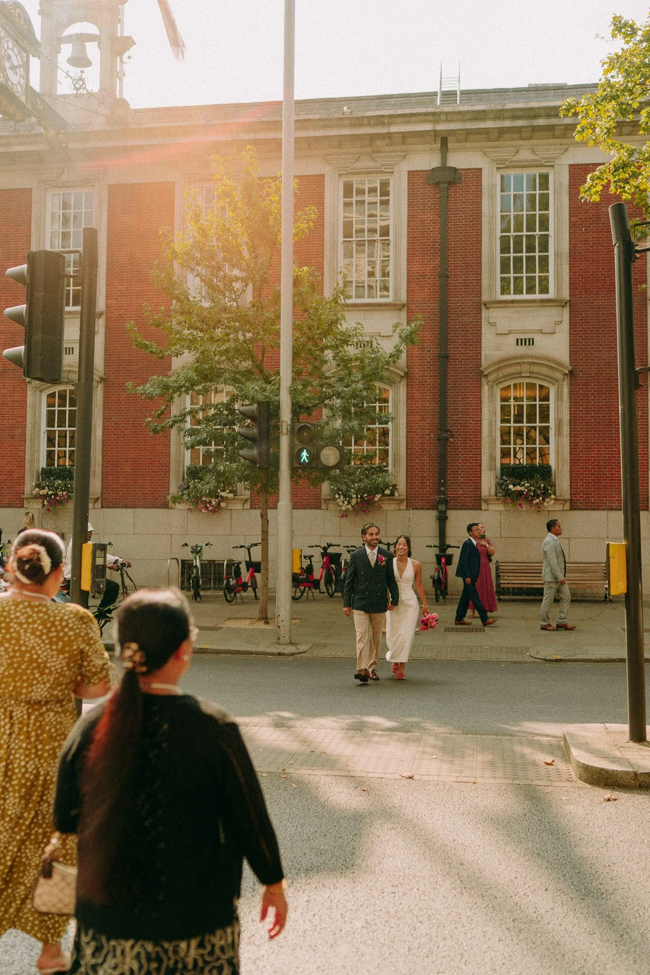 chelsea-town-hall-london-relaxed-fun-wedding-photographer-25.jpg
