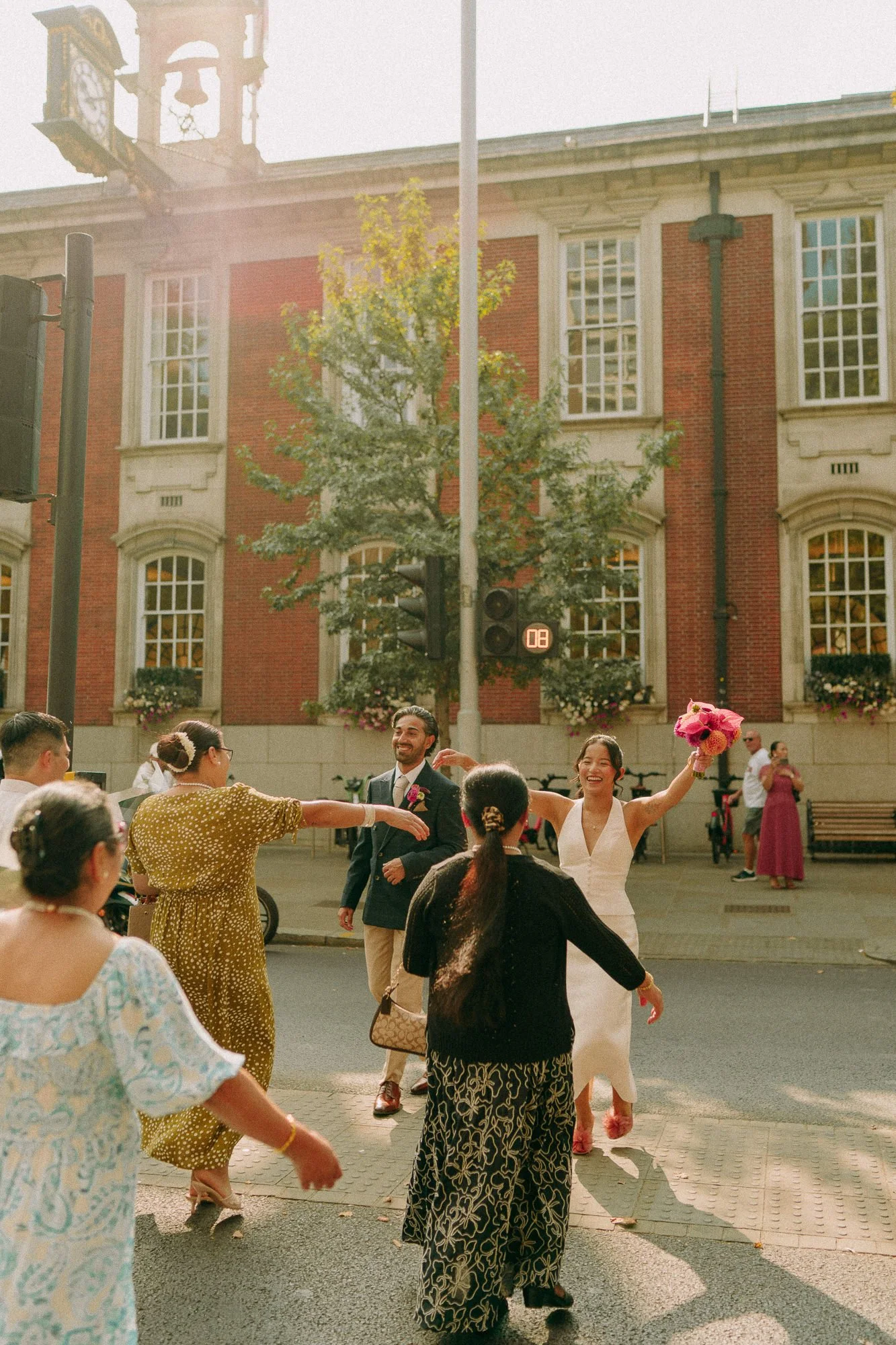 chelsea-town-hall-london-relaxed-fun-wedding-photographer-27.jpg