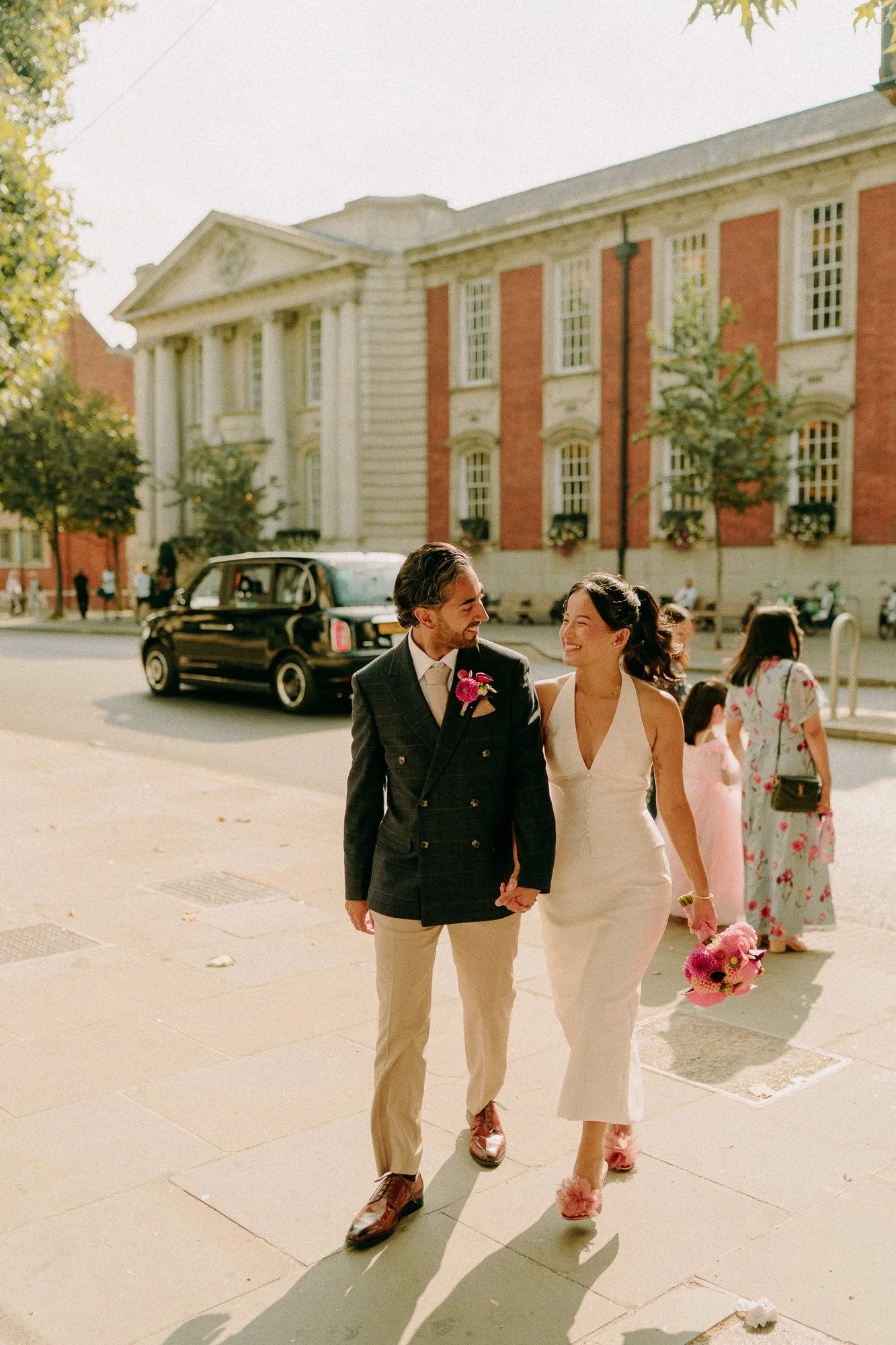chelsea-town-hall-london-relaxed-fun-wedding-photographer-30.jpg