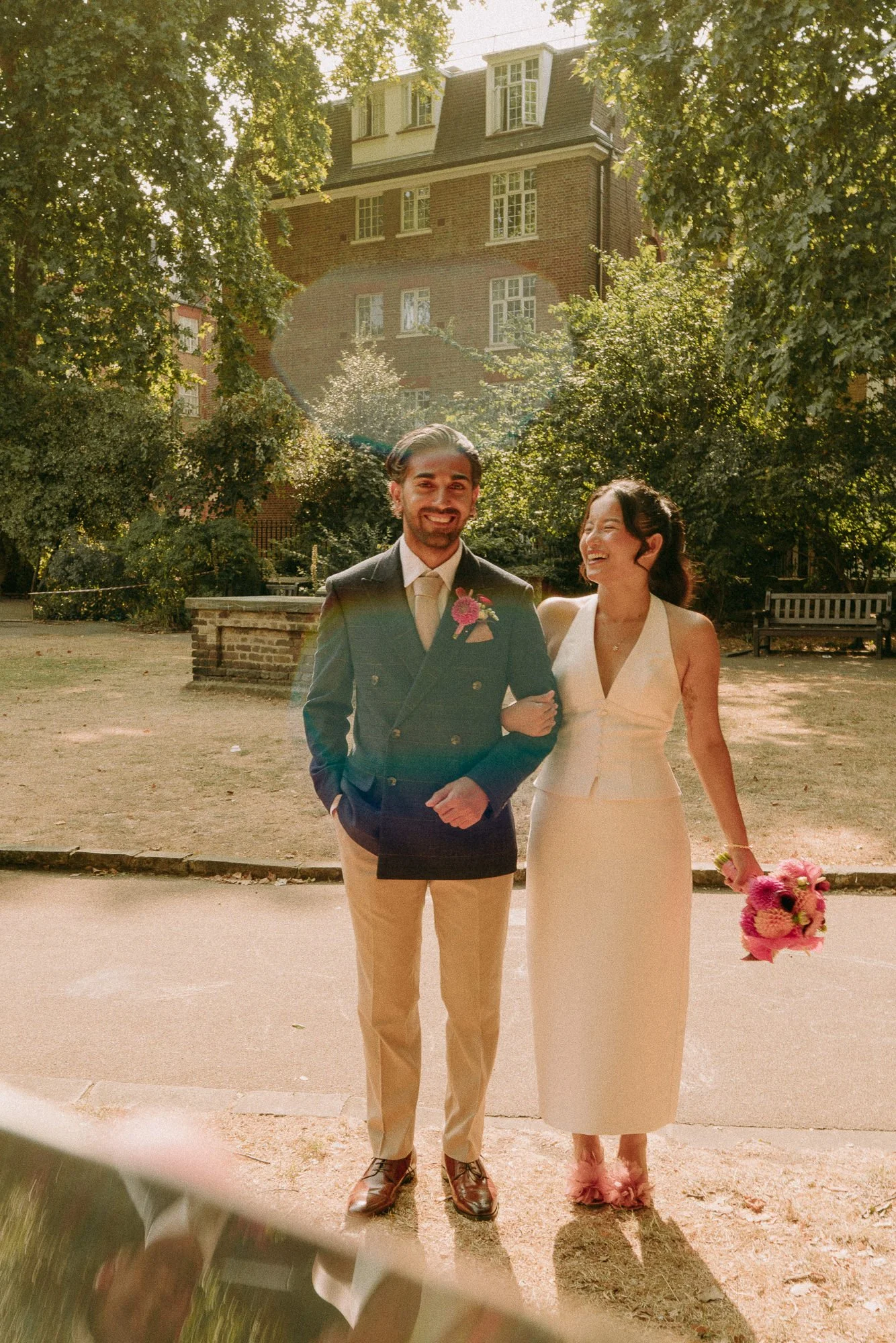 chelsea-town-hall-london-relaxed-fun-wedding-photographer-41.jpg