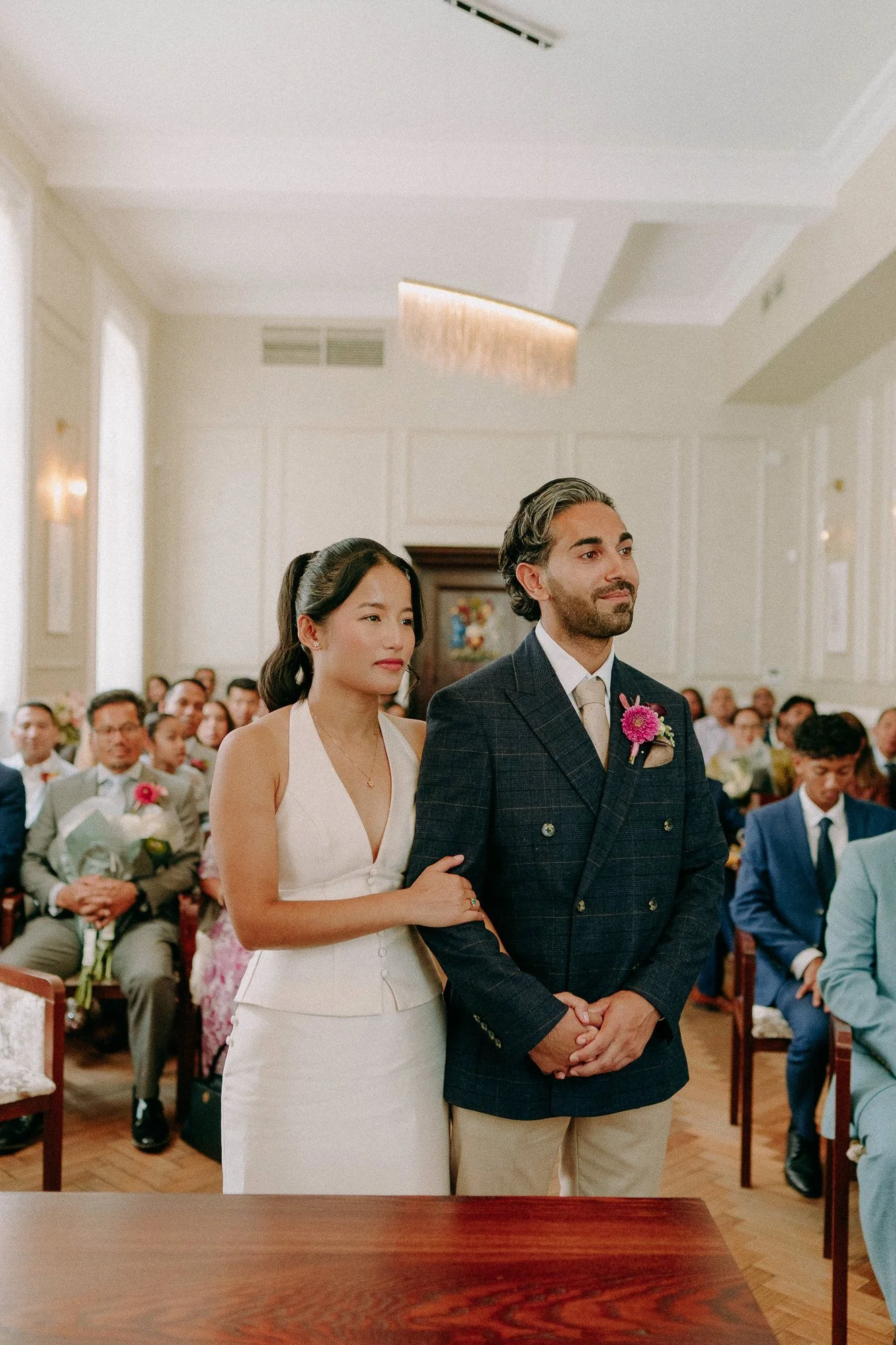 chelsea-town-hall-london-relaxed-fun-wedding-photographer-59.jpg