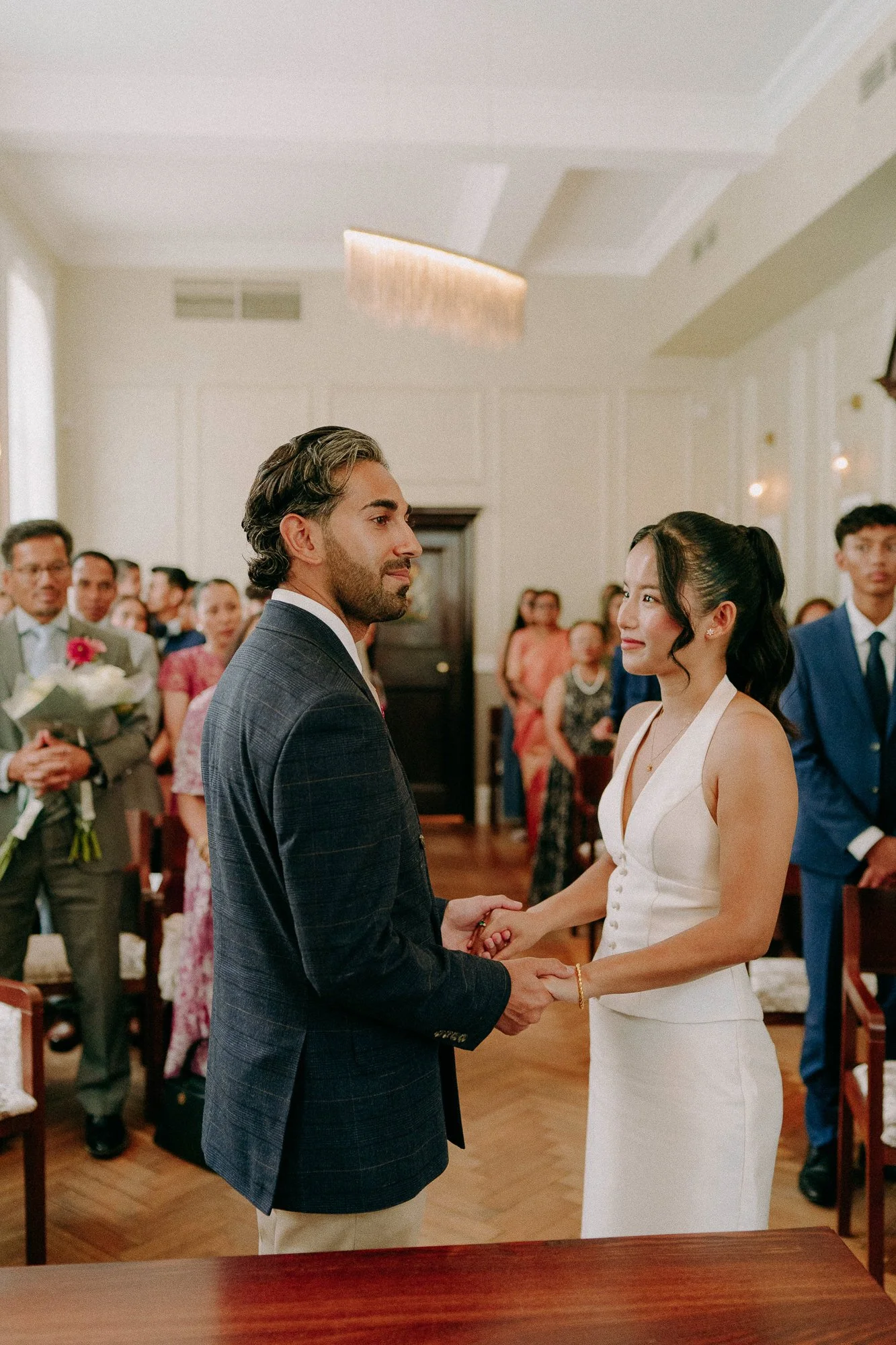 chelsea-town-hall-london-relaxed-fun-wedding-photographer-61.jpg