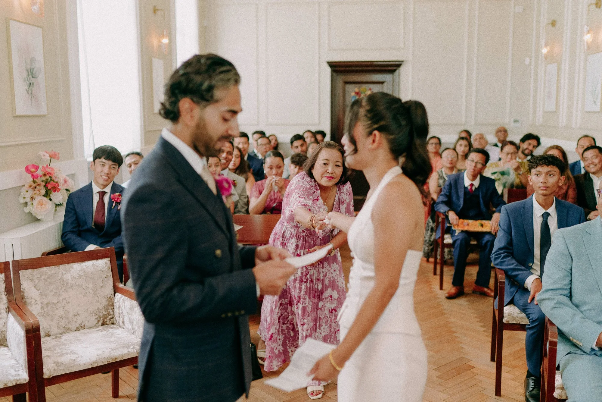 chelsea-town-hall-london-relaxed-fun-wedding-photographer-63.jpg