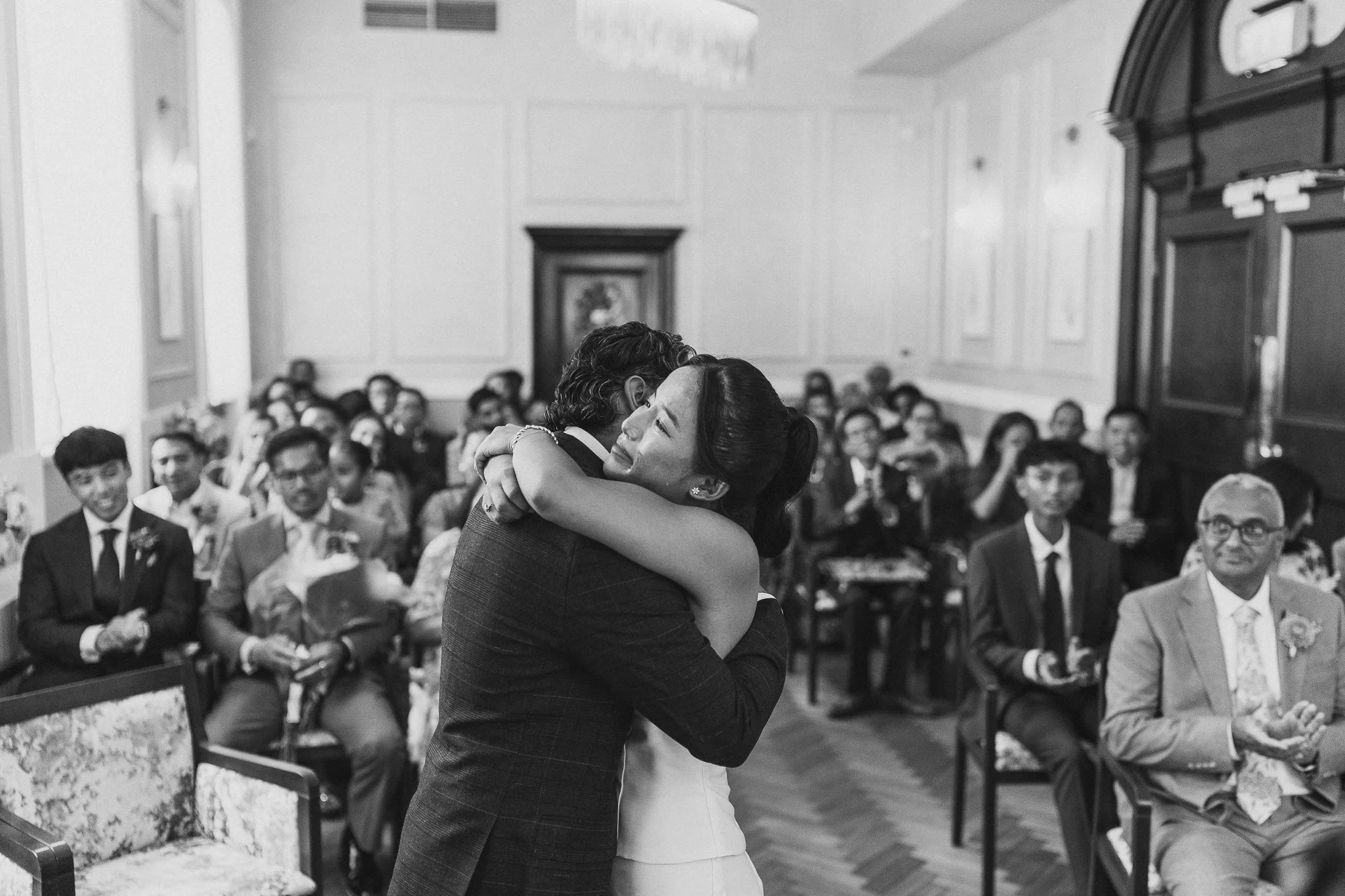 chelsea-town-hall-london-relaxed-fun-wedding-photographer-66.jpg
