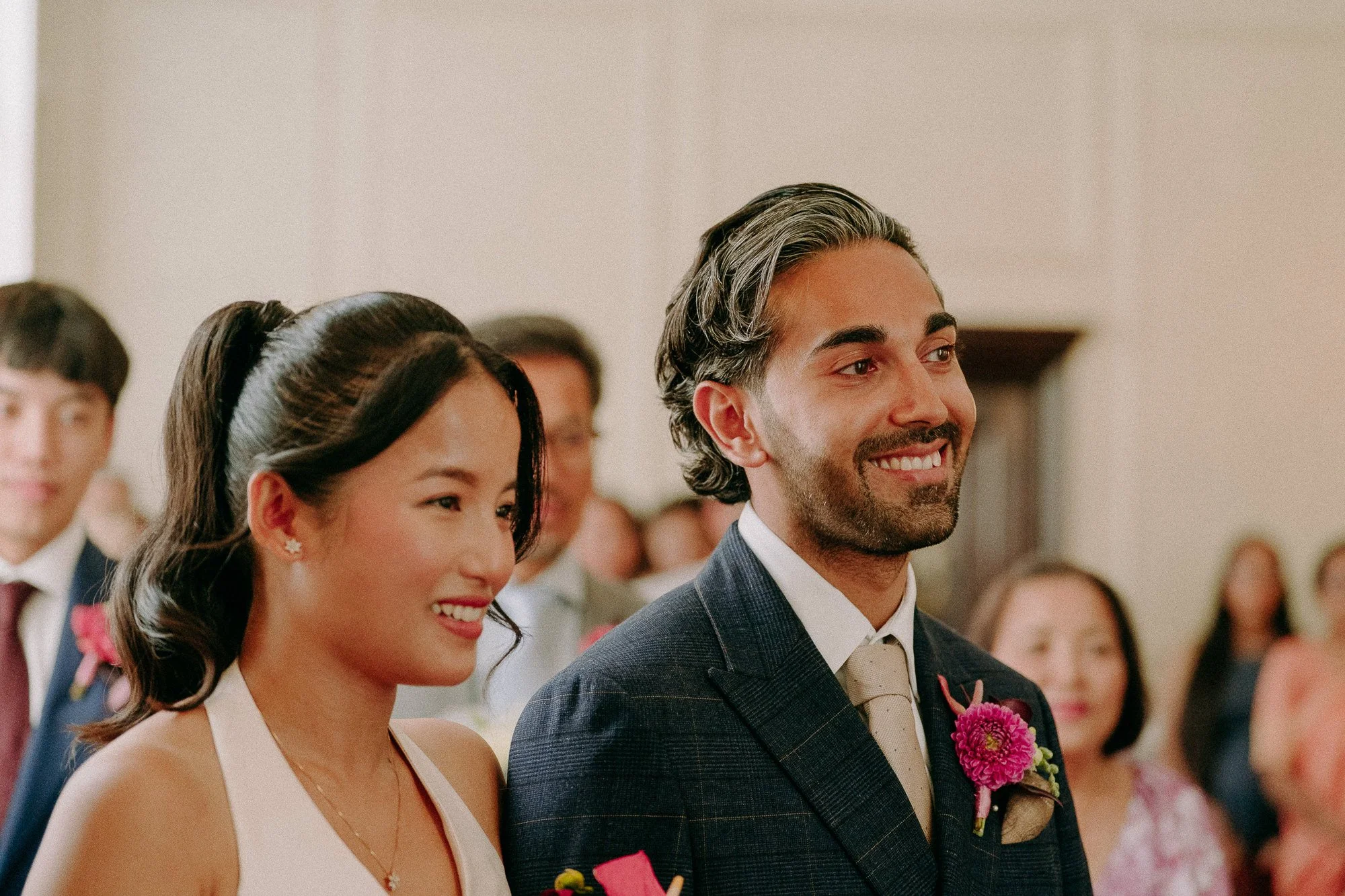 chelsea-town-hall-london-relaxed-fun-wedding-photographer-79.jpg