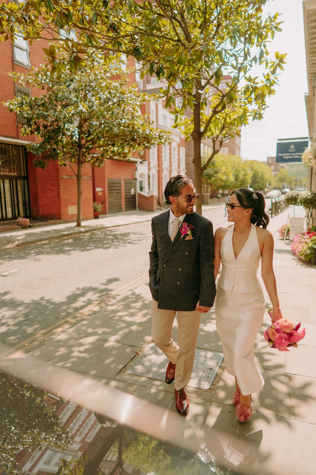 chelsea-town-hall-london-relaxed-fun-wedding-photographer-97.jpg