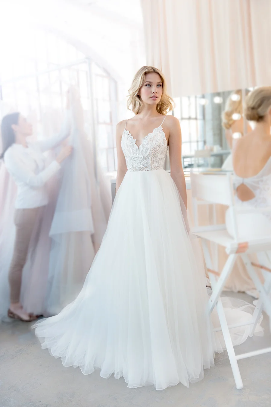 Blush by Hayley Paige Spring 2018 Kai Wedding Dress