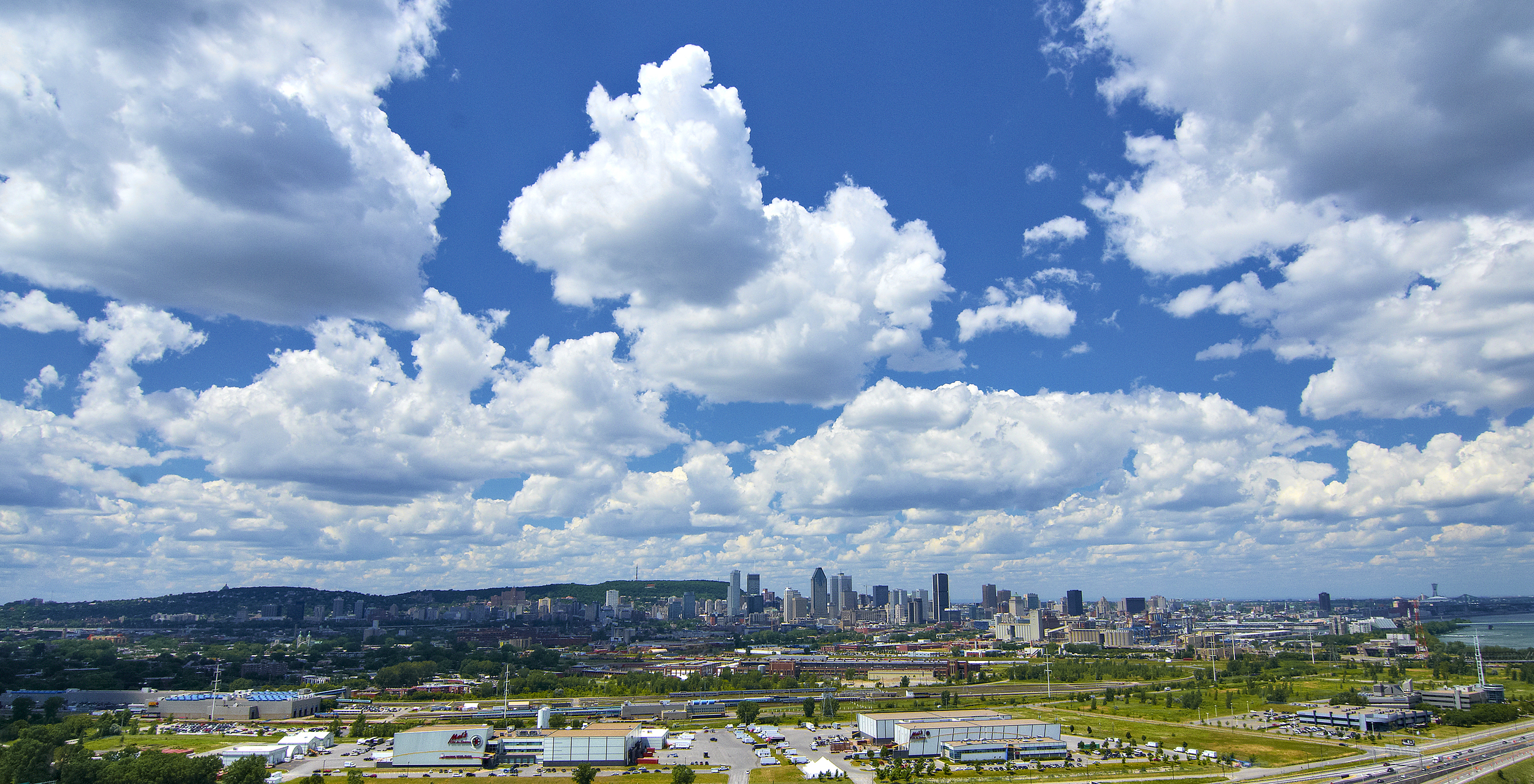 MontrealSkyline155.jpg