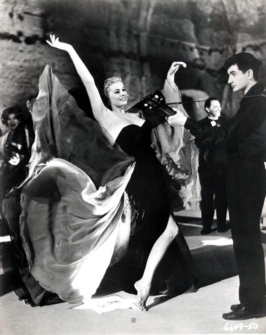 Anita Ekberg in La Dolce Vita , 1960, dir. Federico Fellini.