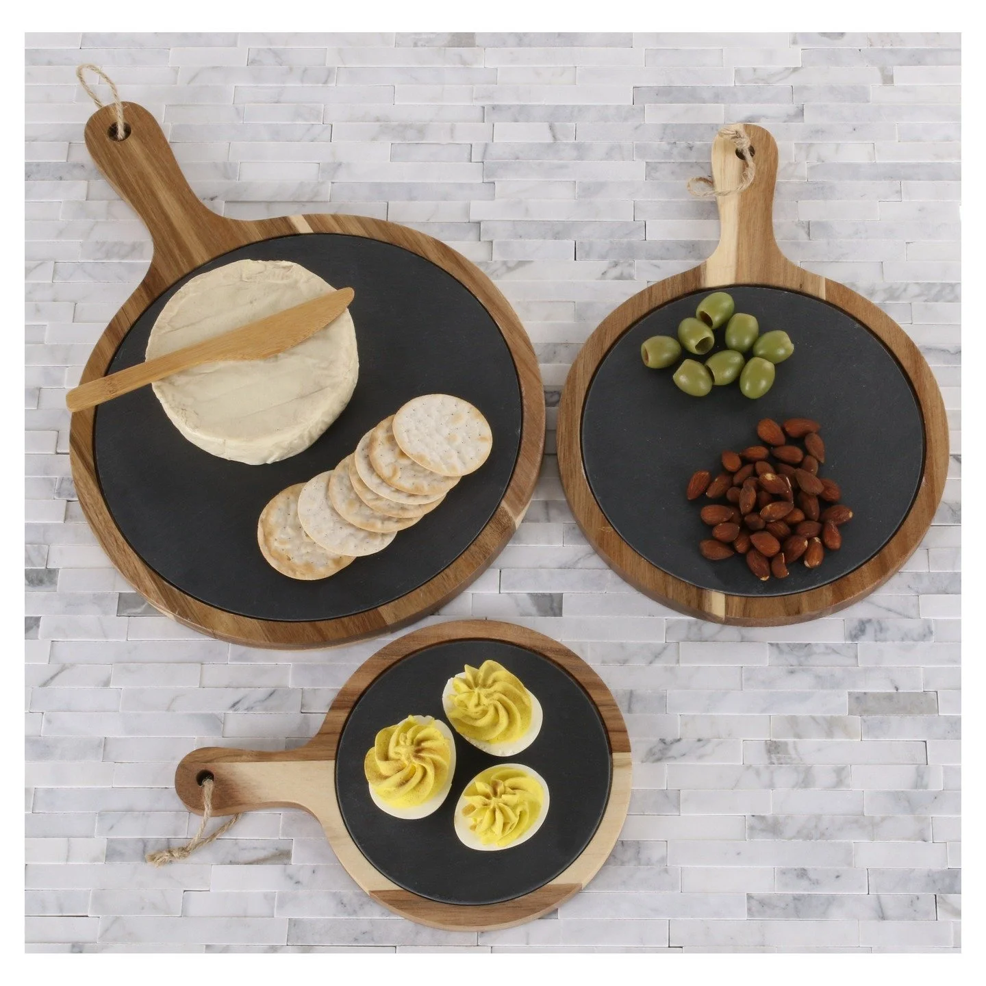 Sweet dreams are made of cheese &ndash; Who am I to diss a brie? 🧀🎶

#BIA #BIACordonBleu #EverydayElegance #KitchenToTable #Timeless #DinnerParty #Party #Serveware #Brunch #SleekAndSimple #Tabletop #TabletopGoals #Durable #ModernDining #EverydaySty