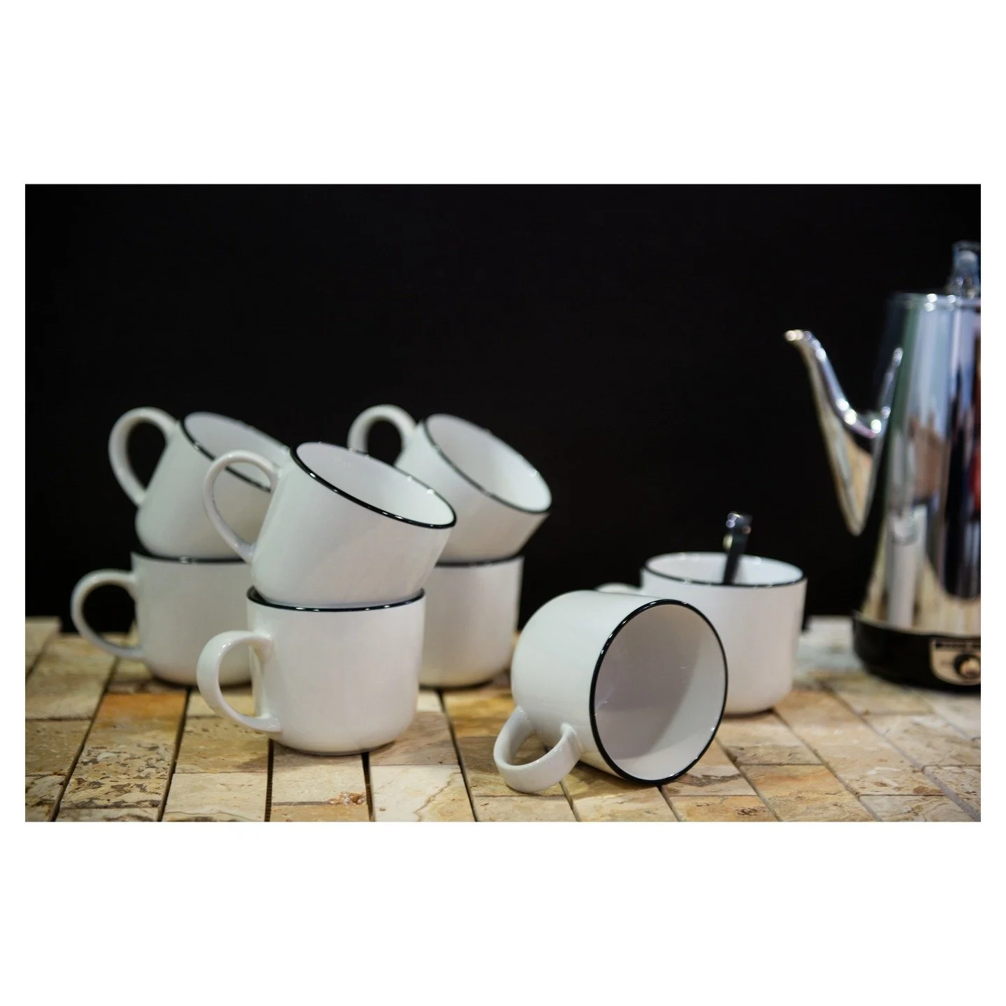 Simple. Sleek. Silhouette. 🖤🤍

#BIACordonBleu #BIA #Silhouette #SilhouetteMug #EverydayElegance #Porcelain #KitchenDecor #Mugs #CozySeason #Sip #Cider #Coffee #Tea #Cozy #Warm #Cute #MorningMood #MugLife #CoffeeWithStyle #Simple #Sleek #BlackAndWhi