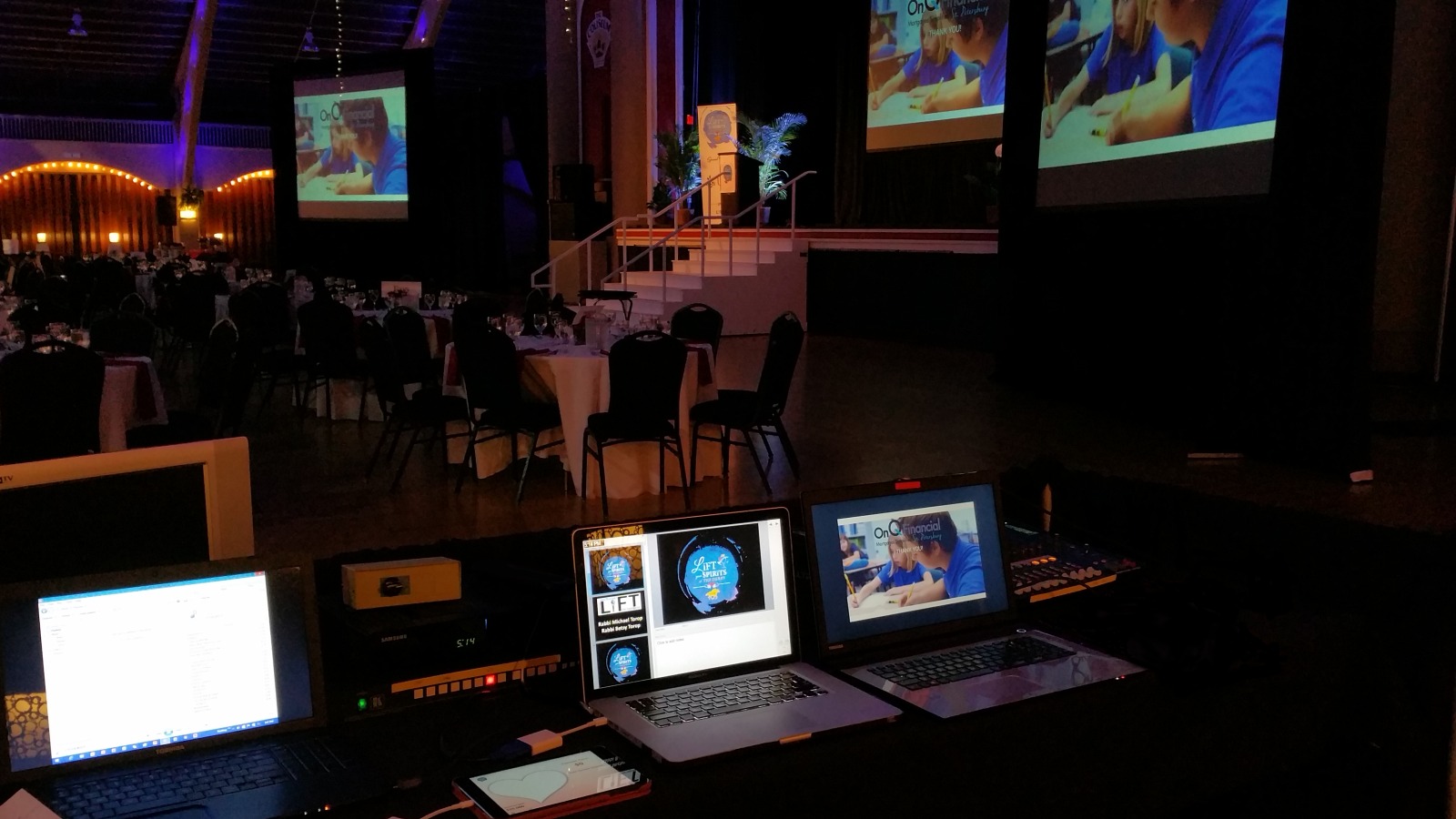 AV-Tech-Onsite-Operation-of-Video-PowerPoint-and-Sound