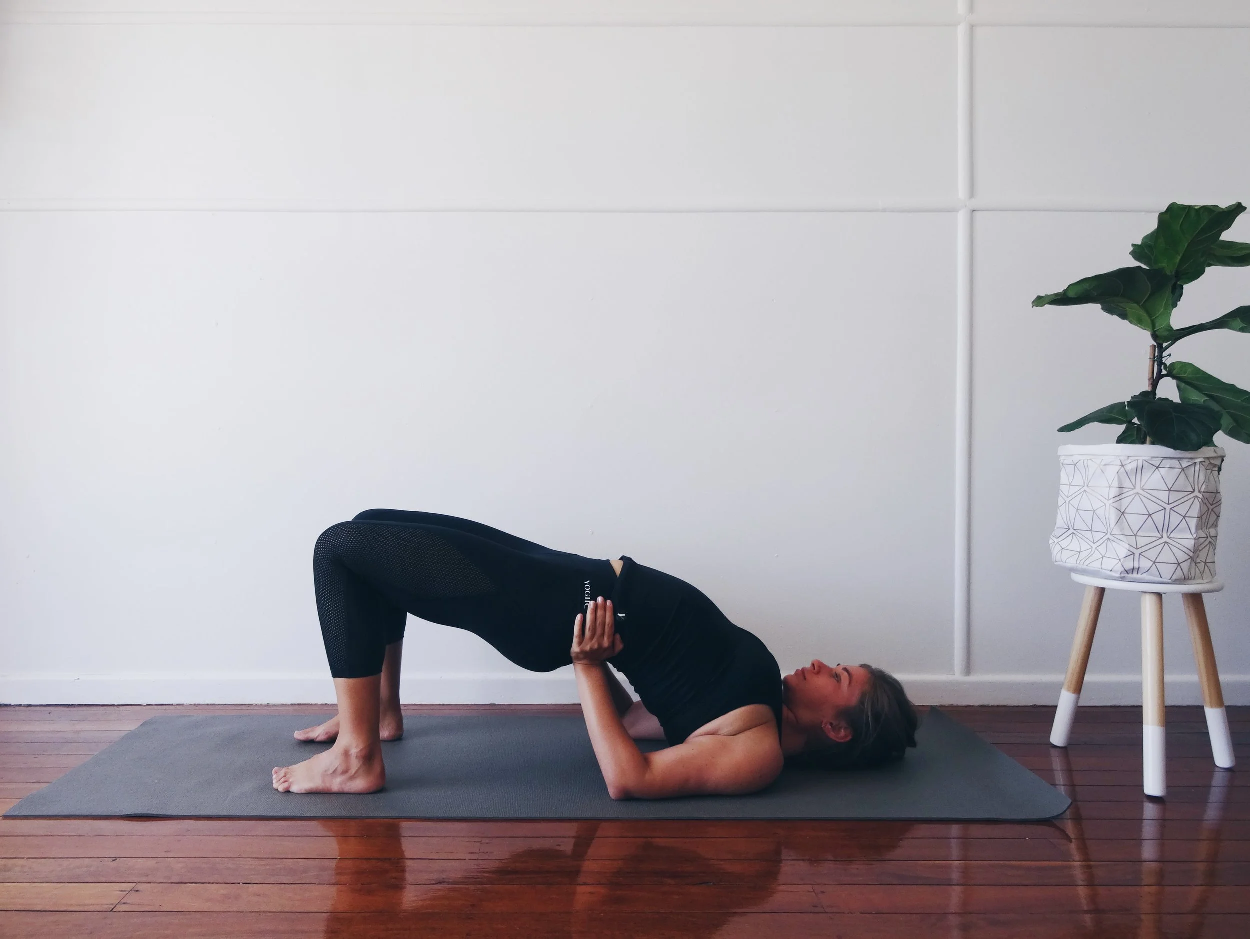 Setu bandha Sarvangasana