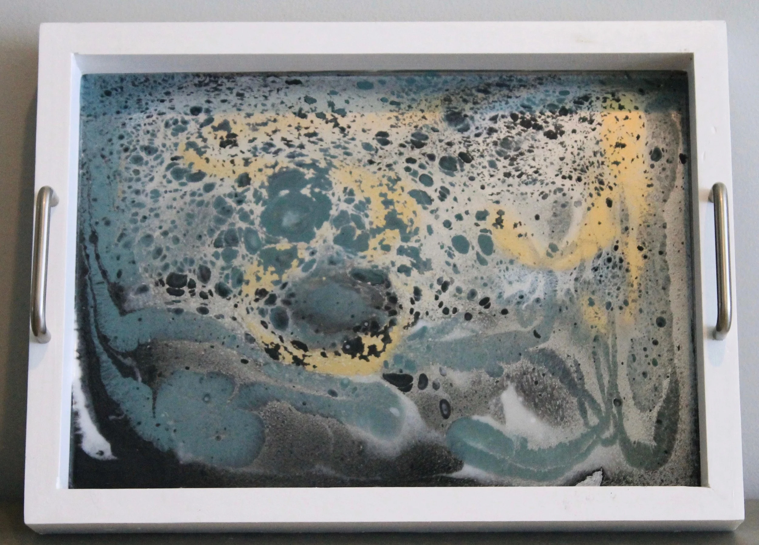 title | 15" x 11" wood tray