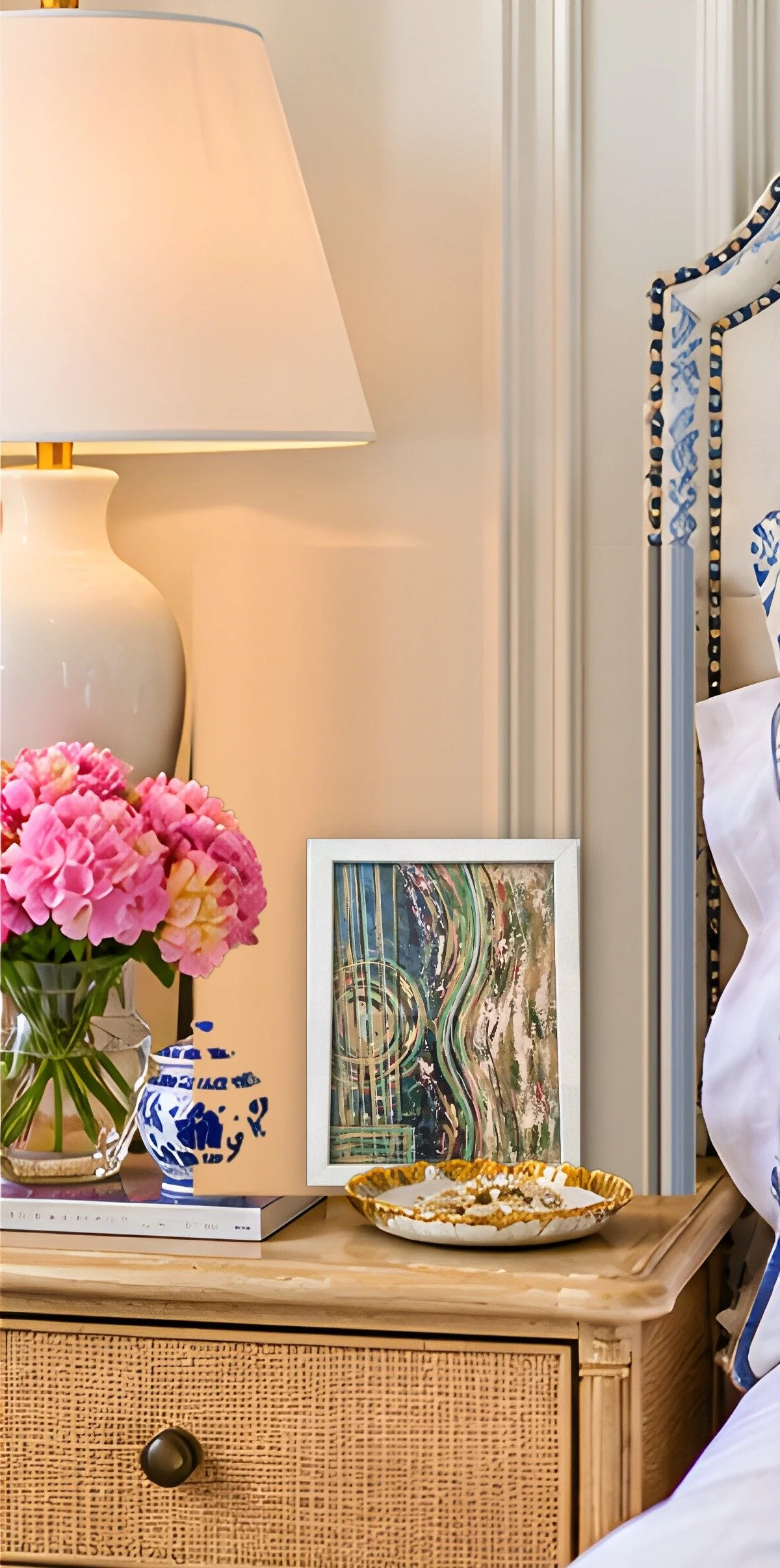 P009_9x11_nightstand.jpg