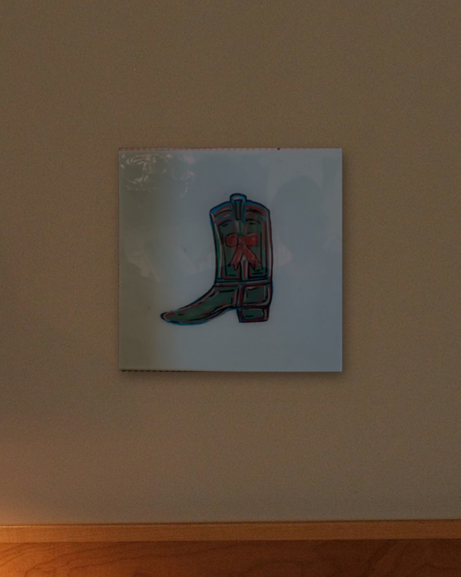0176_Cowboy-Boot-Red-Bow_10x10in_Bedroom.jpg
