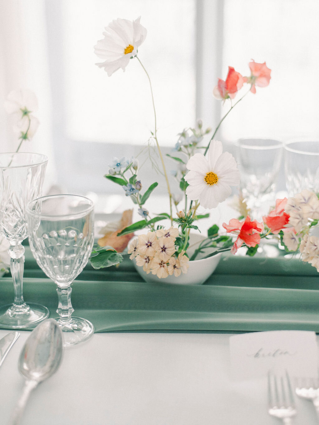 floral-garden-elopement490 table wedding decoration.jpg