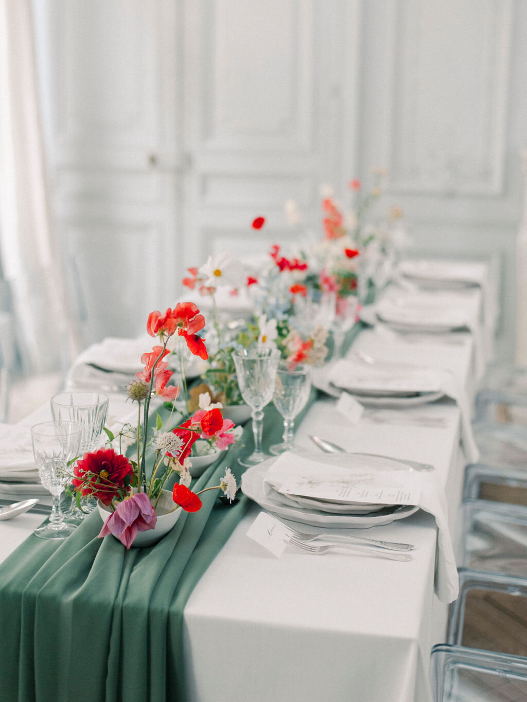 floral-garden-elopement493 wedding table.jpg