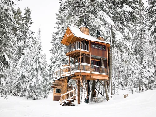 Montana Treehouse Retreat