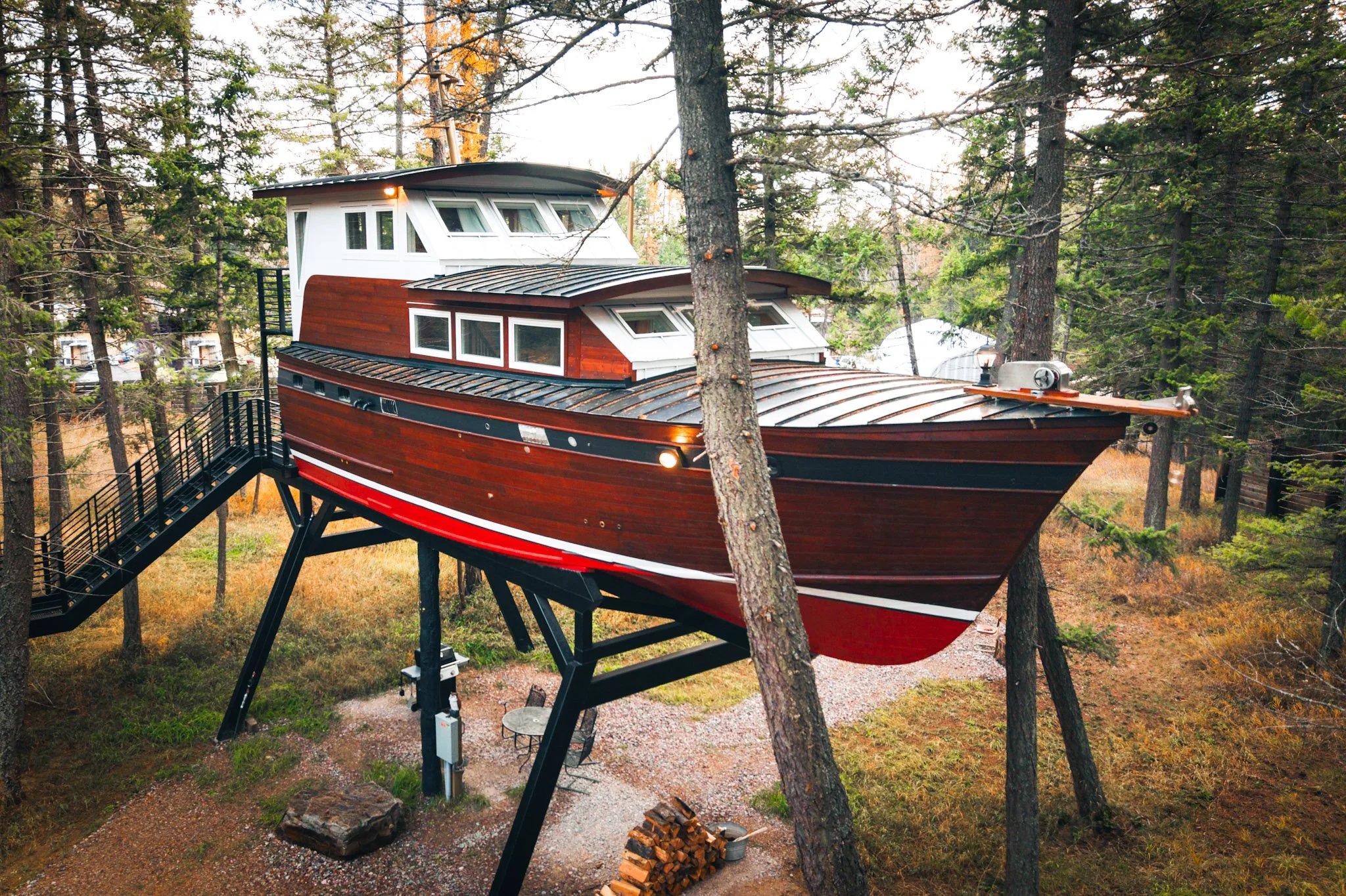 The Beverly Boat at Montana Treehouse Retreat
