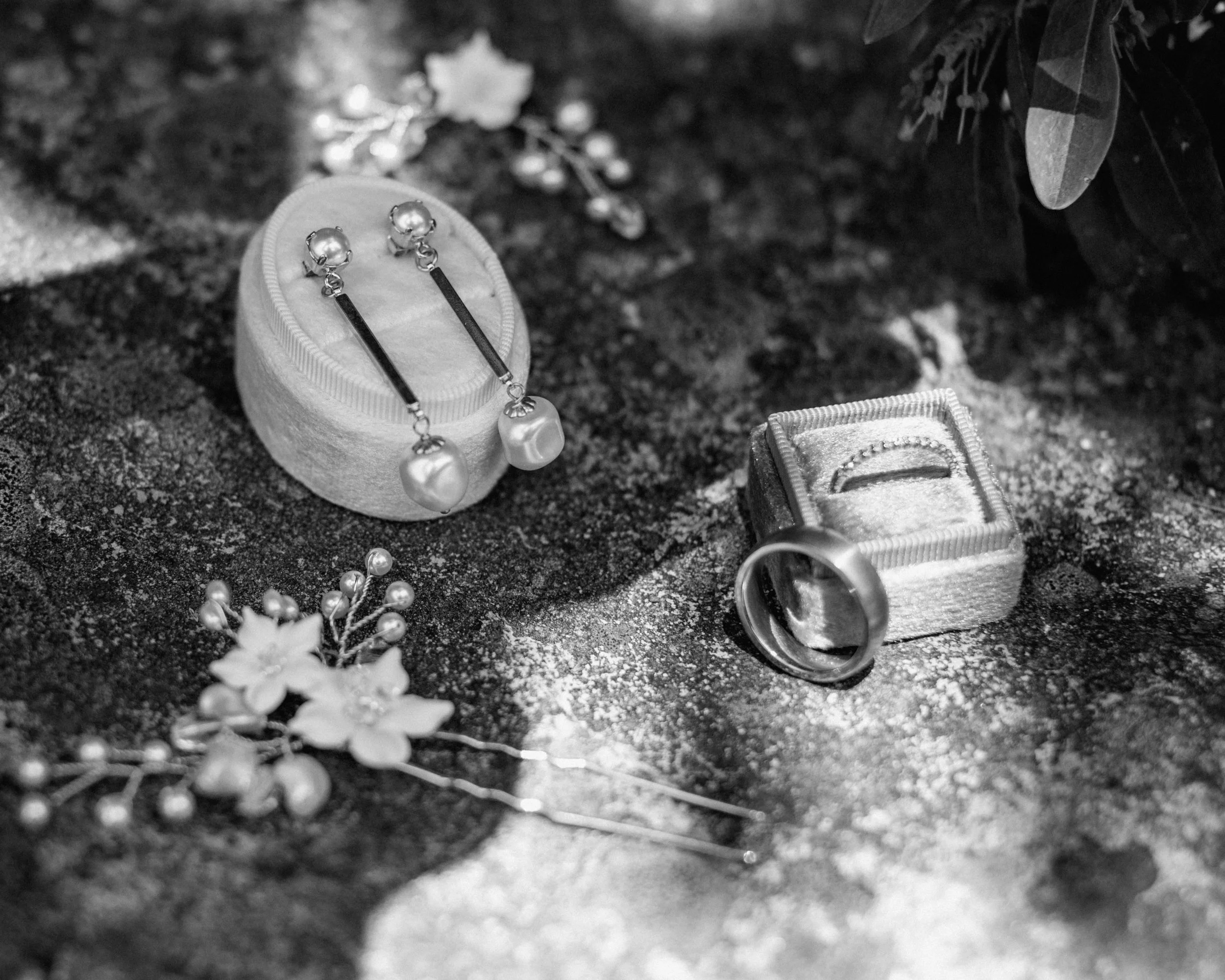 BrideGettingReady-9.jpg