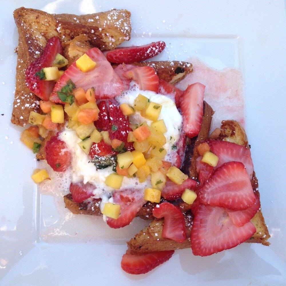 Larchmont Bungalow, Larchmont