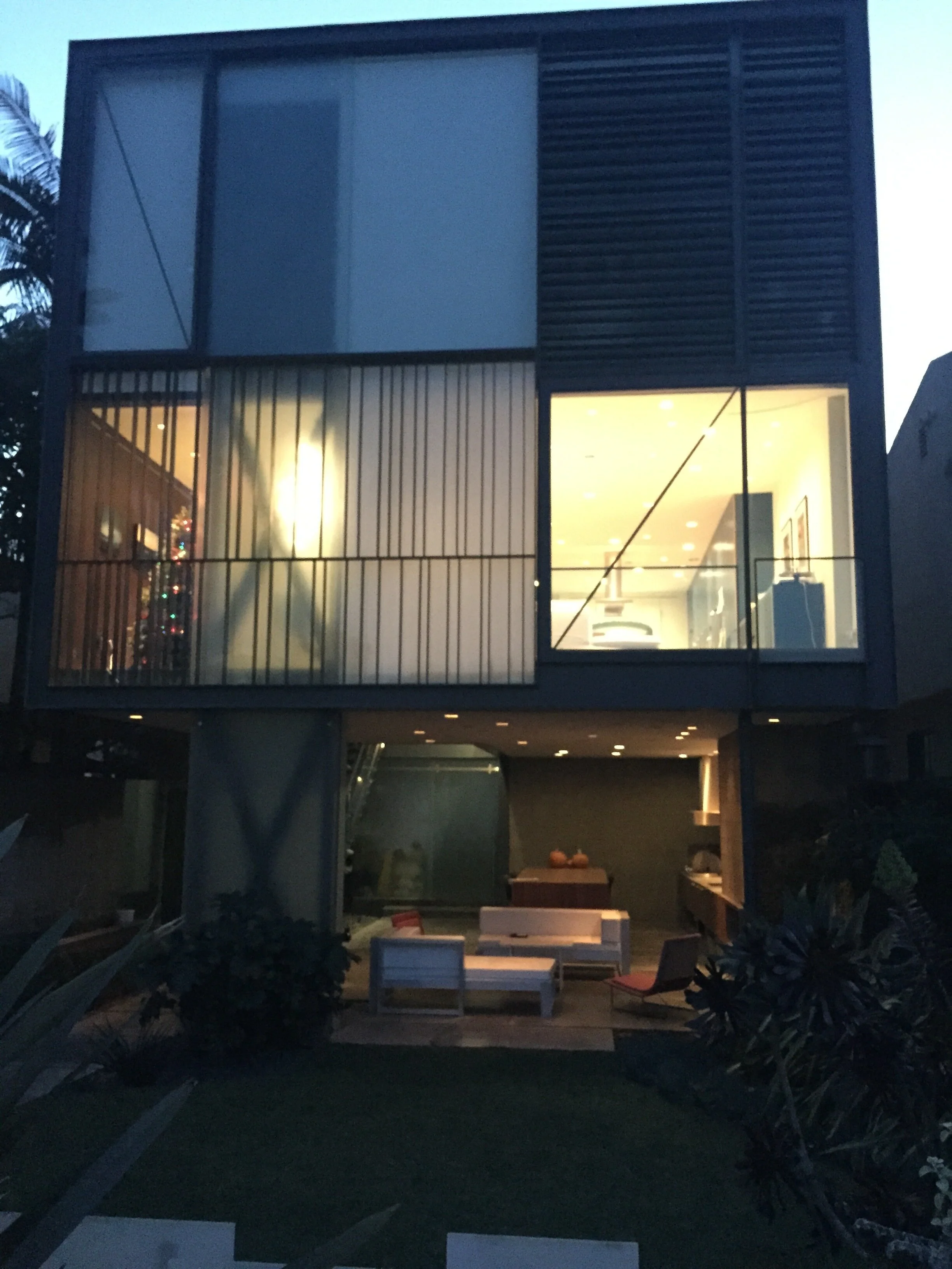 DECEMBER  |  Venice Canals, Venice Beach