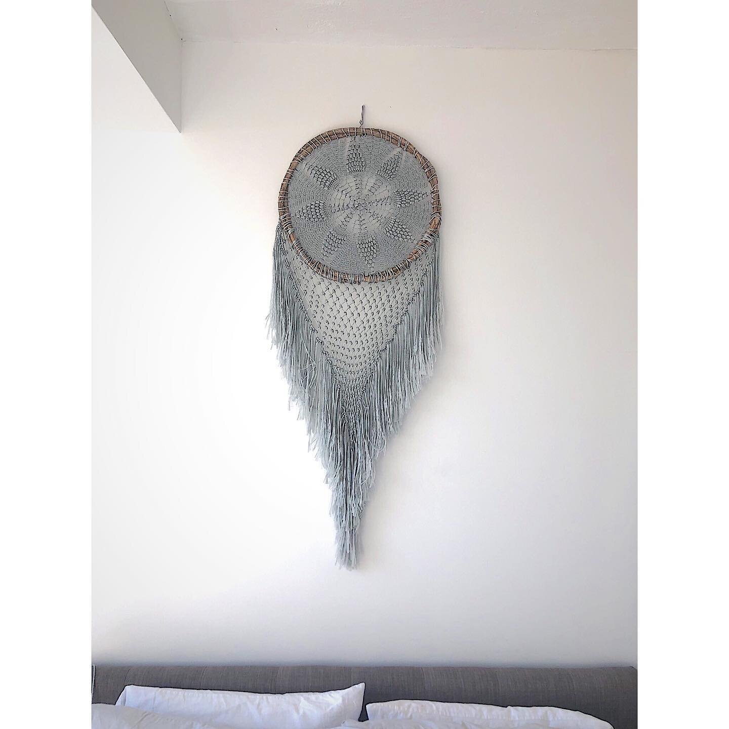 ▪️CALIFORNIA DREAMIN&rsquo;▪️
I&rsquo;m a dreamer. So a dream catcher has always been on my wish list. I never knew how expensive they could be. For the size I wanted, it was $250+ (holy crap, the mark-up)! I thought, I&rsquo;ll just keep dreamin&rsq