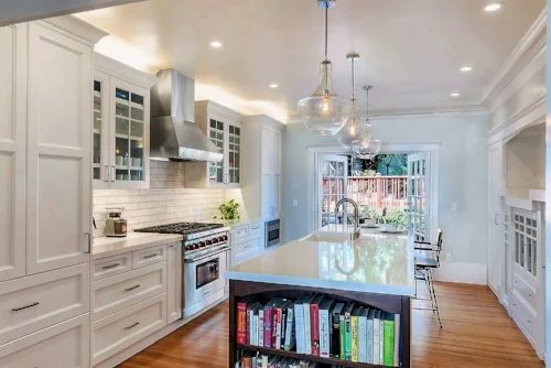 OAKLAND KITCHEN-DINING ROOM SWAP