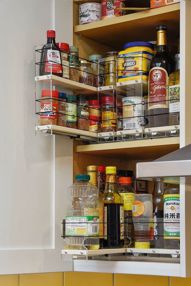 Kitchen Spice Organization – - inside cabinet door